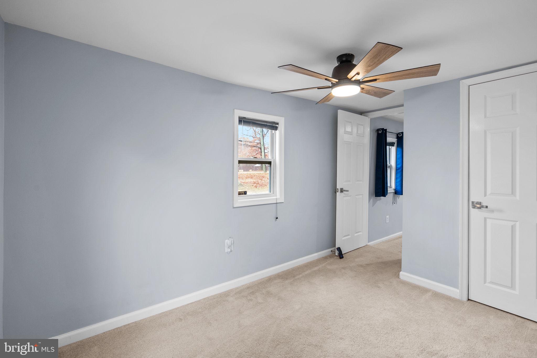 CLINTON - Residential Lease