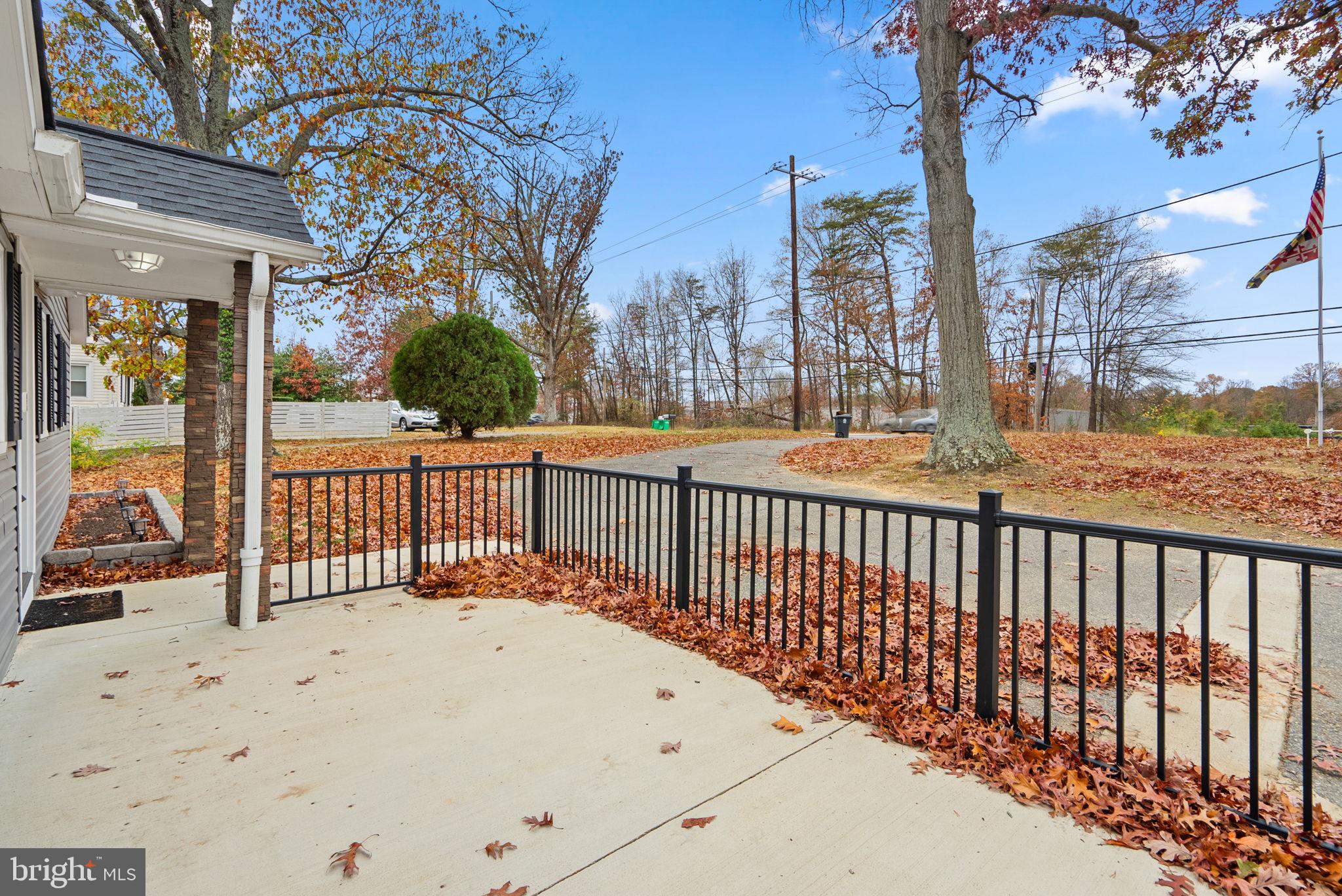 CLINTON - Residential Lease