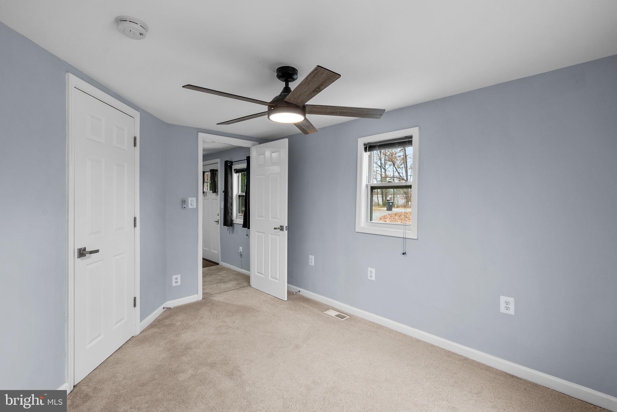 CLINTON - Residential Lease