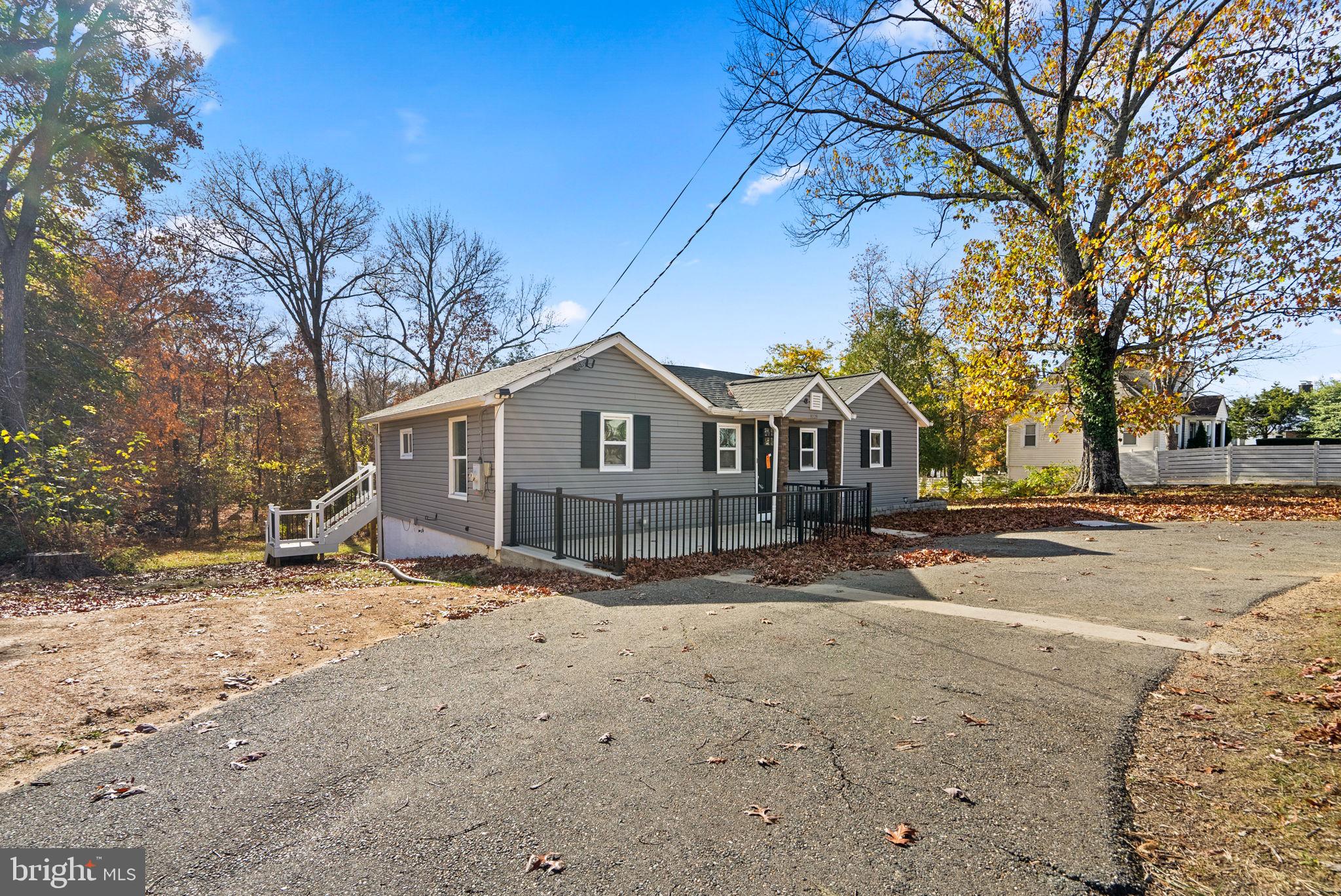 CLINTON - Residential Lease