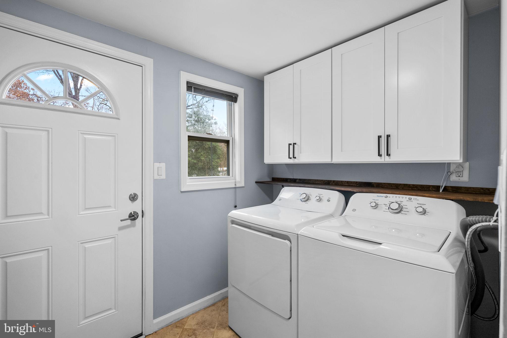 CLINTON - Residential Lease