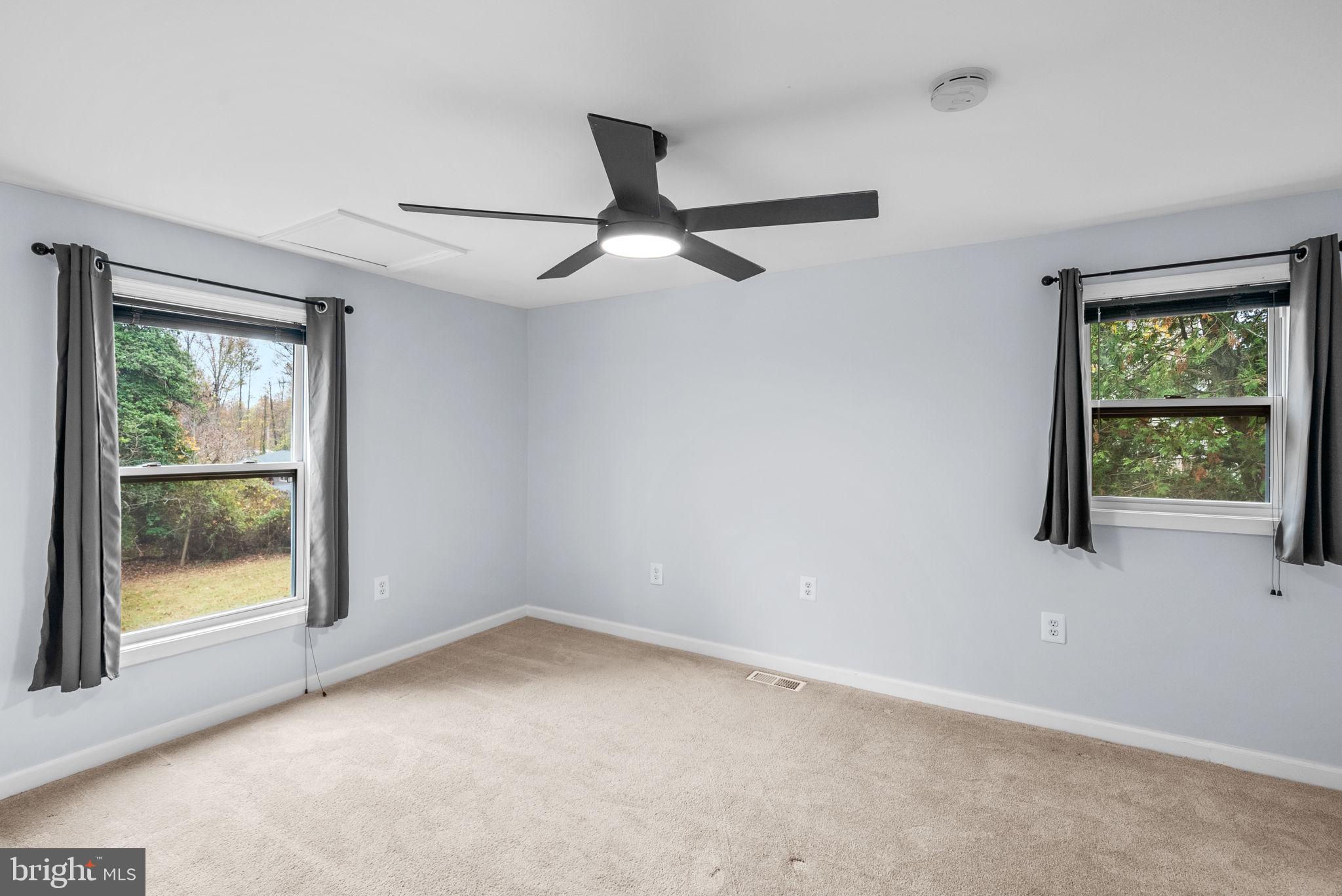 CLINTON - Residential Lease