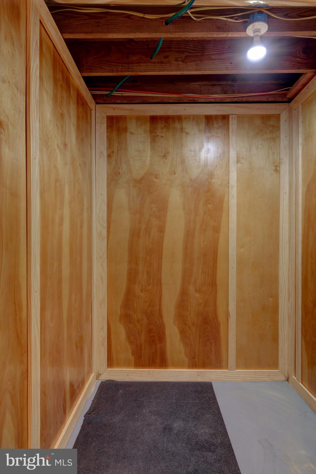 GOLF CLUB MANOR - Residential