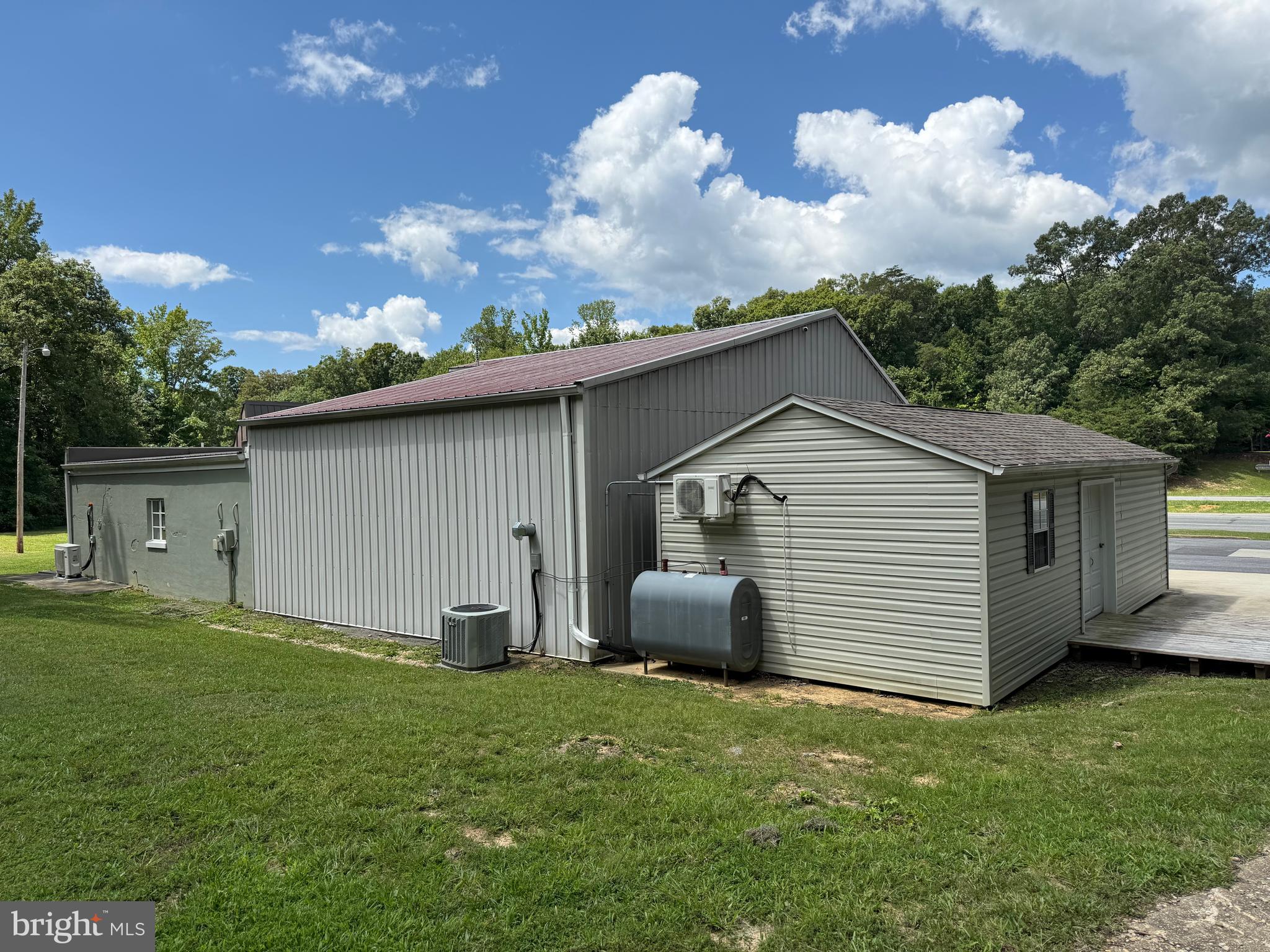 8200 CRAIN HIGHWAY