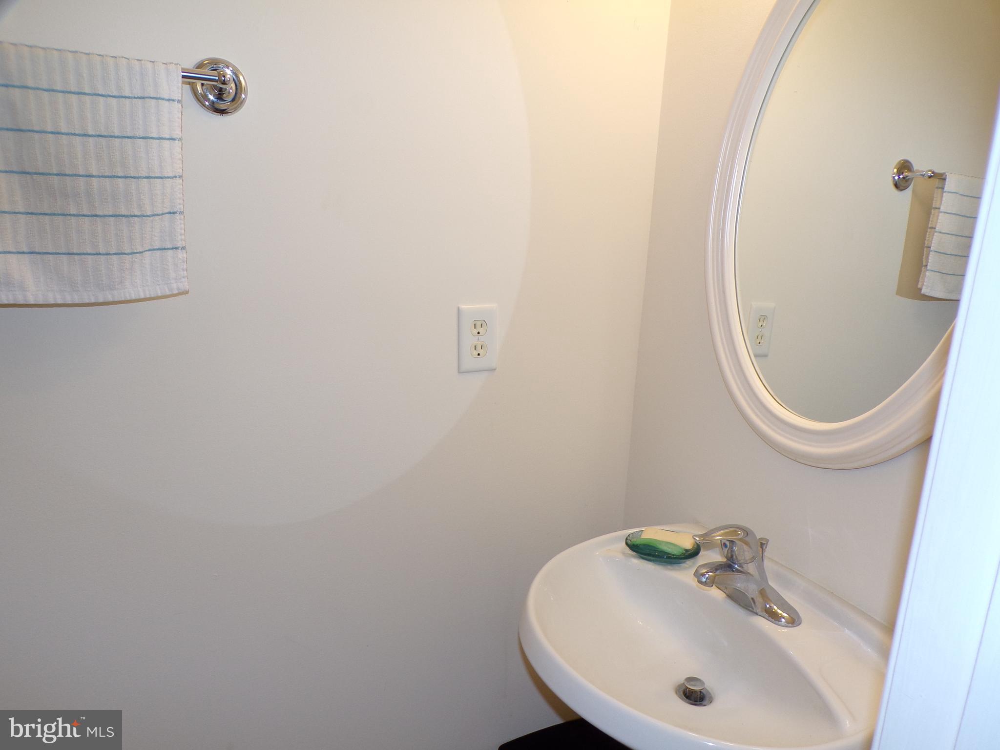 AMBER WOODS - Residential