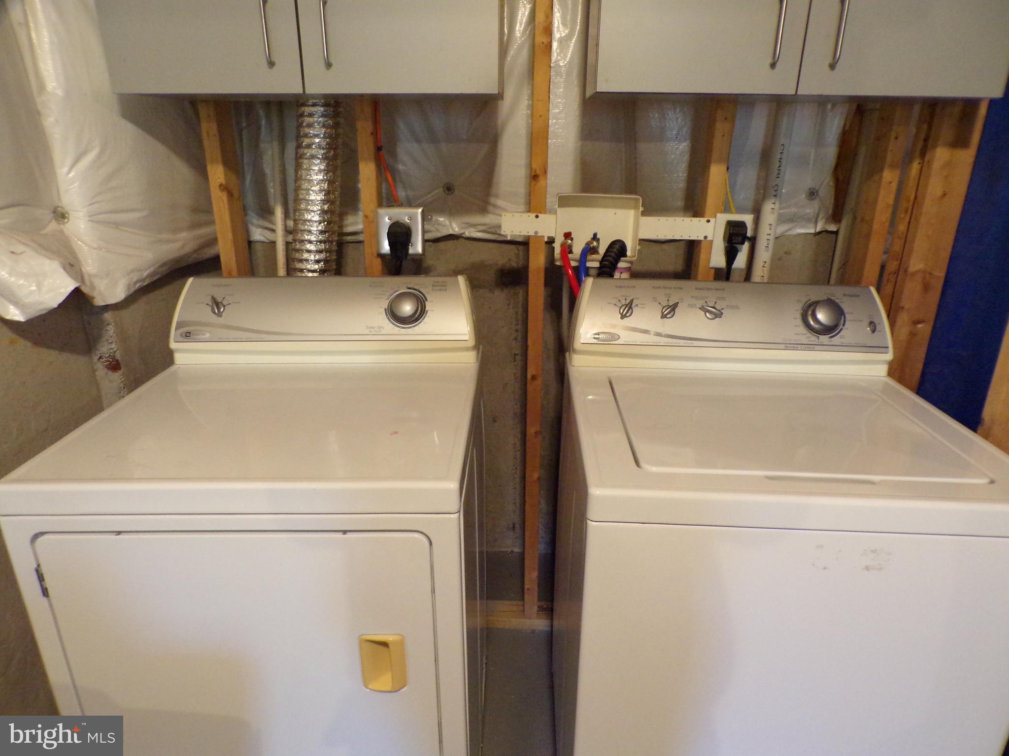 AMBER WOODS - Residential