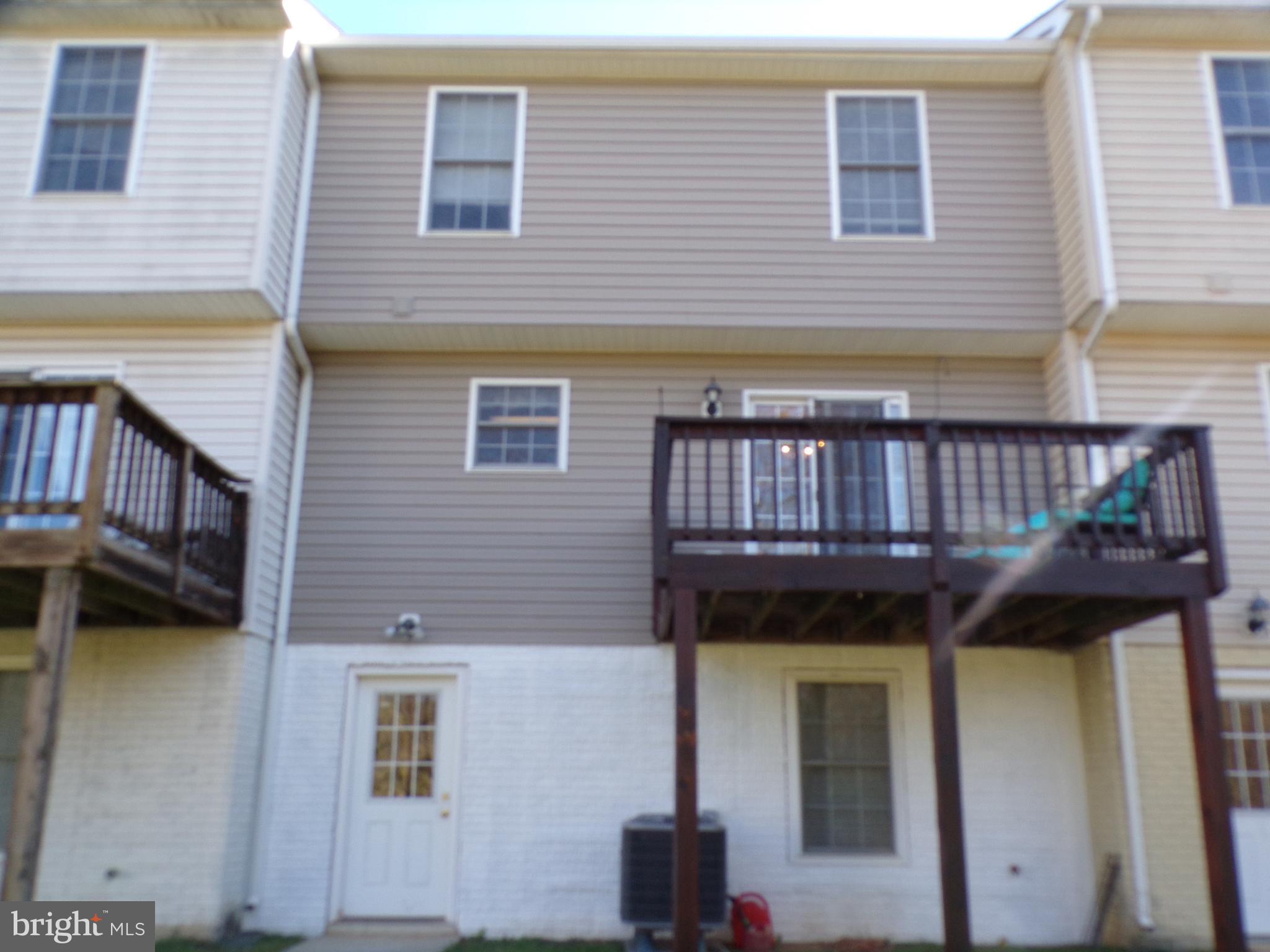 AMBER WOODS - Residential