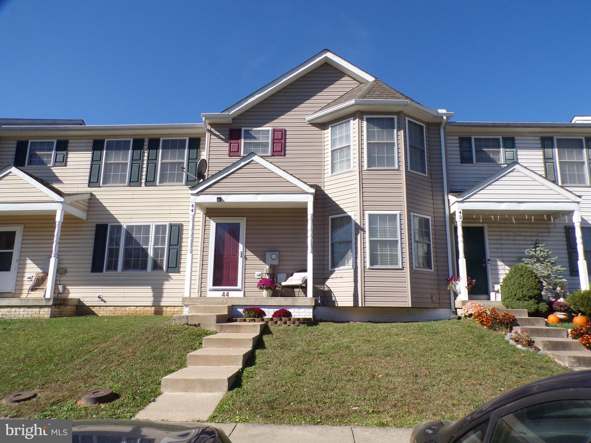 AMBER WOODS - Residential