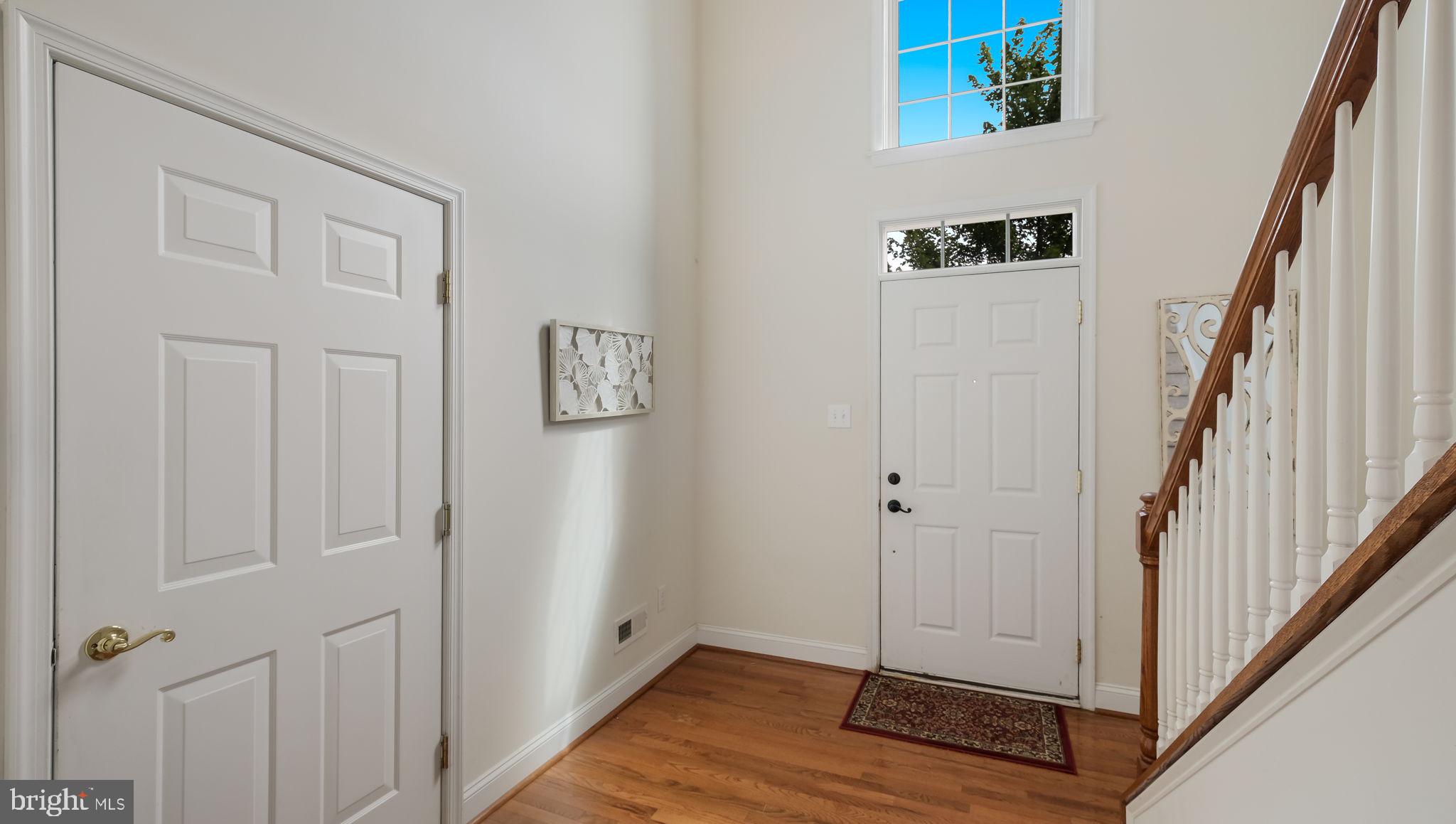 1089 ARBOUR LANE