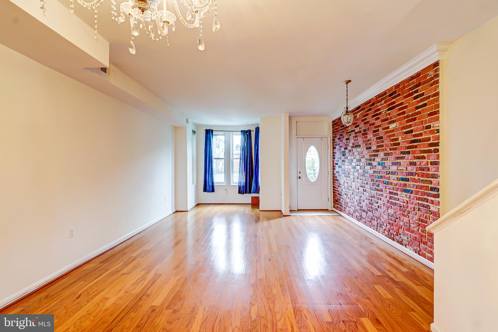 1307 EMERALD STREET NE