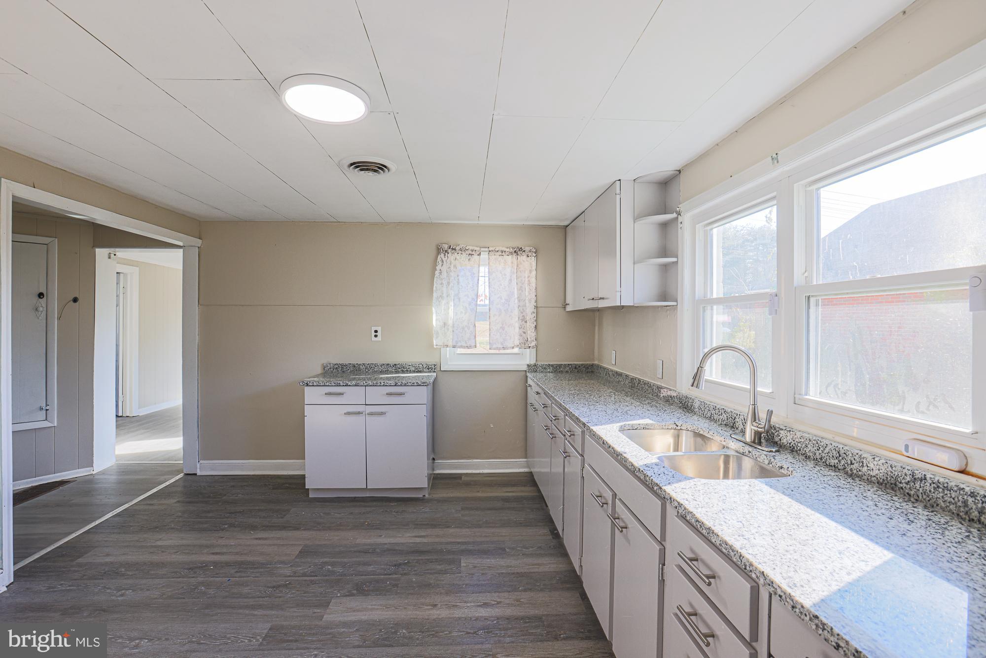 ABINGDON ESTATES - Residential