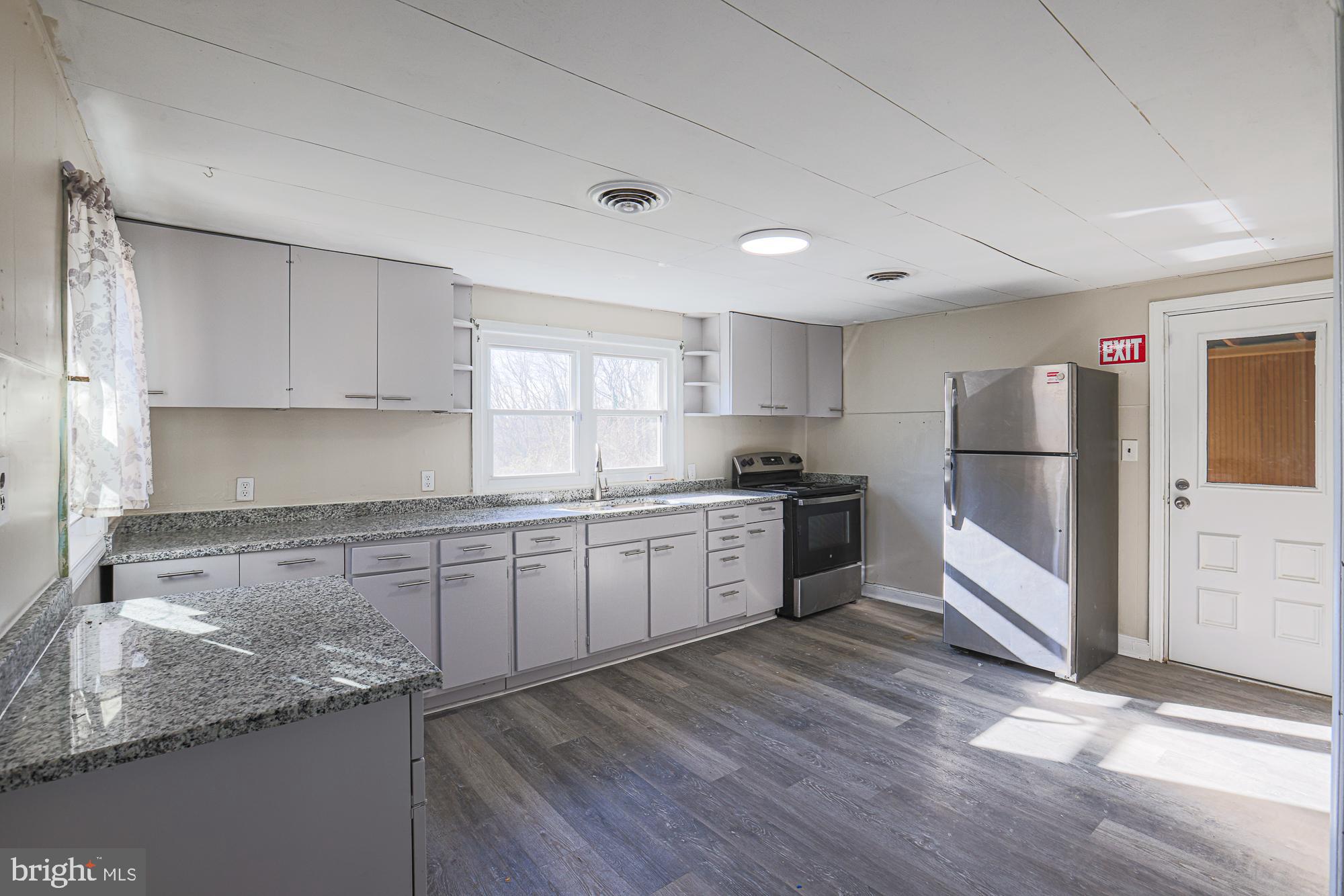 ABINGDON ESTATES - Residential