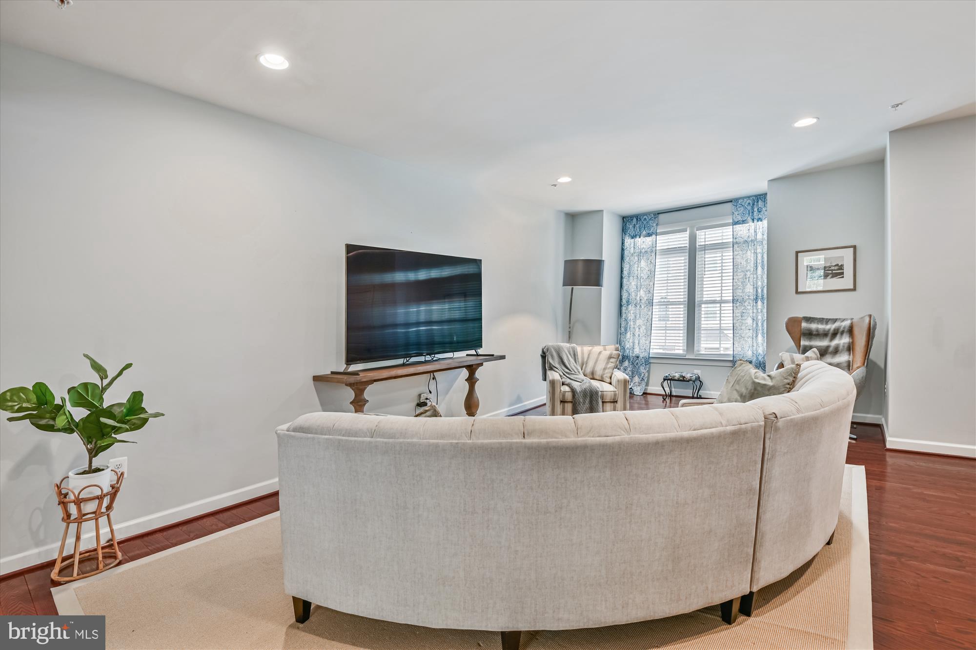 DEEP CREEK VILLAGE - Residential