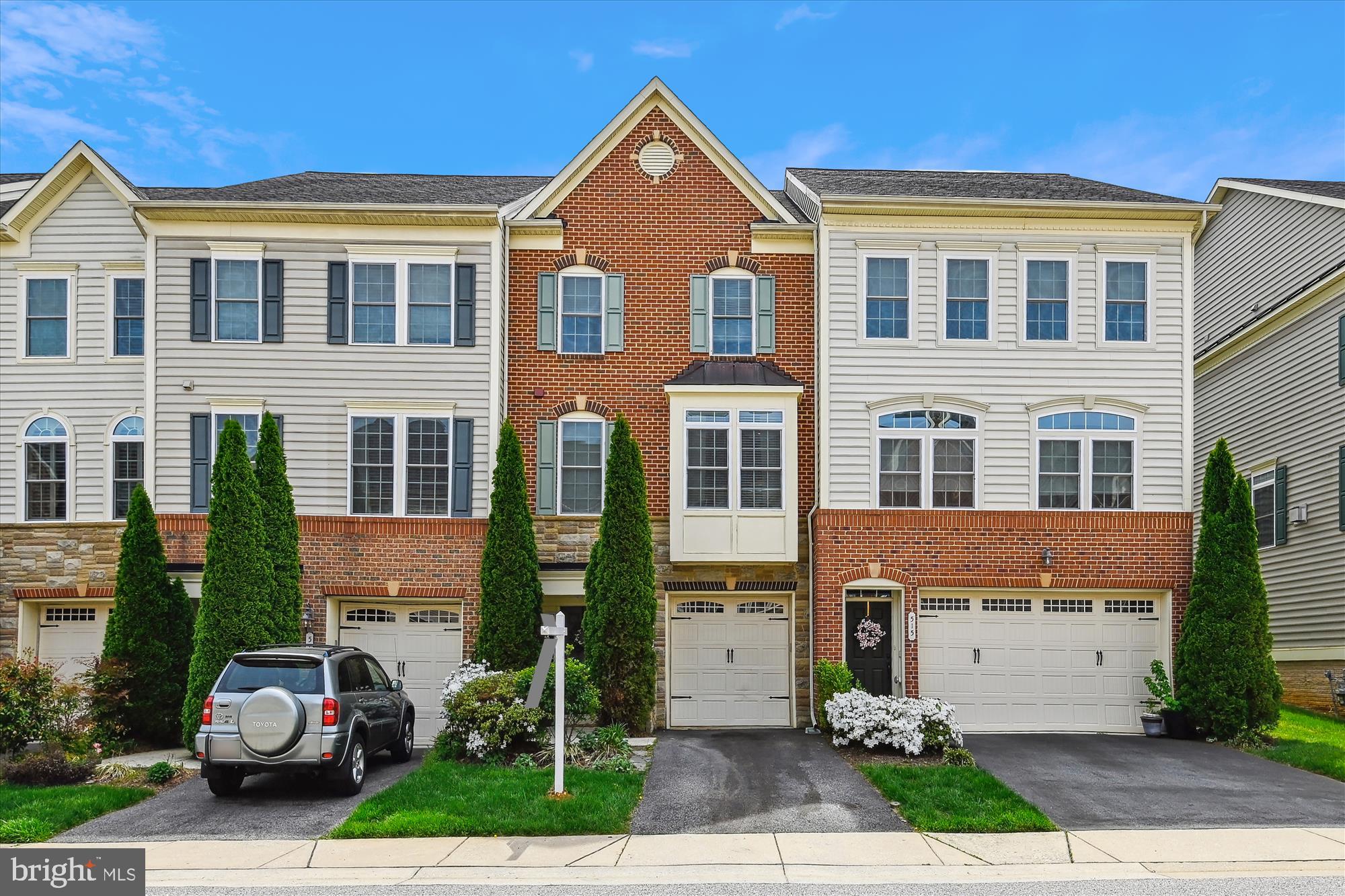 DEEP CREEK VILLAGE - Residential