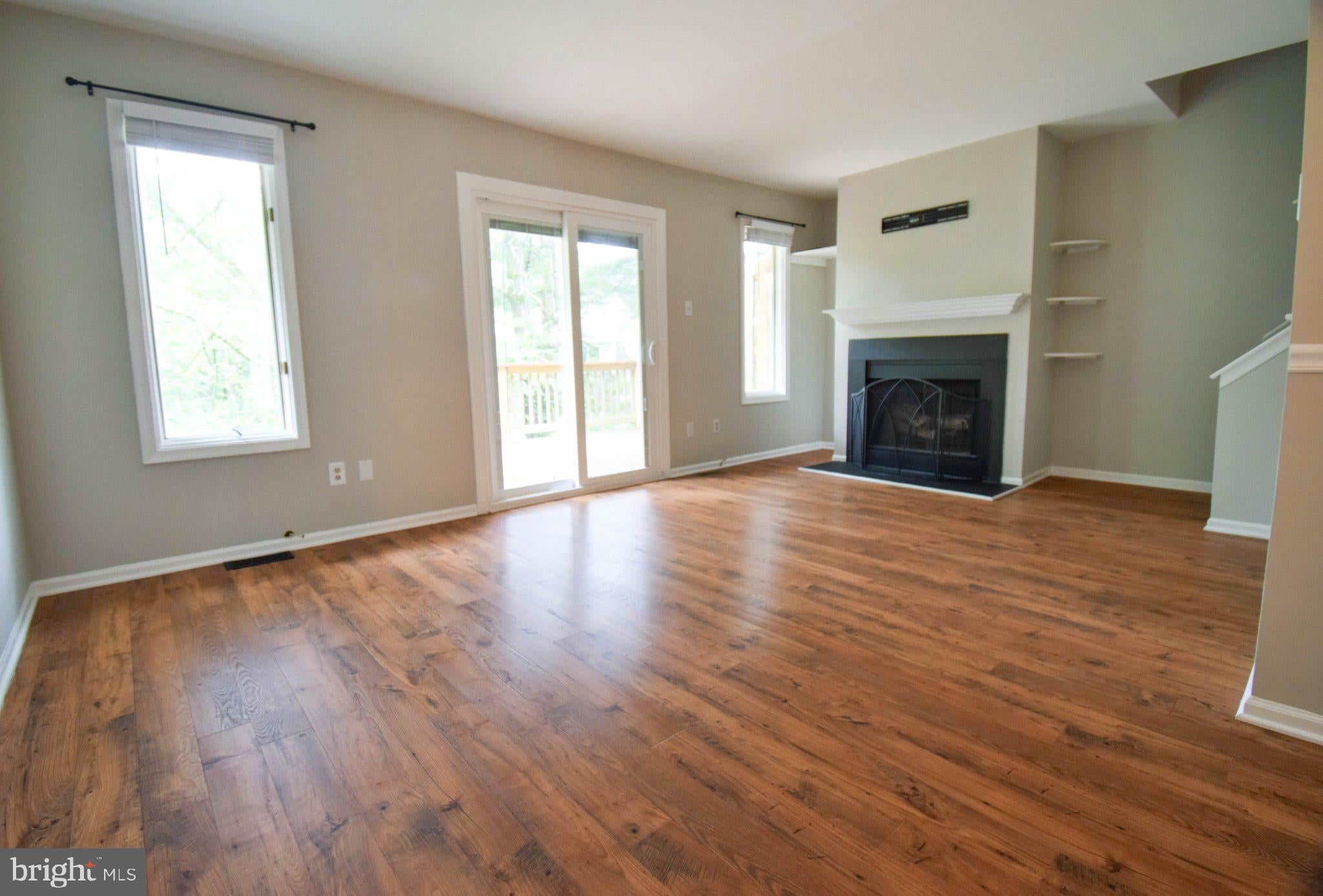 49 E JONATHAN COURT 49
