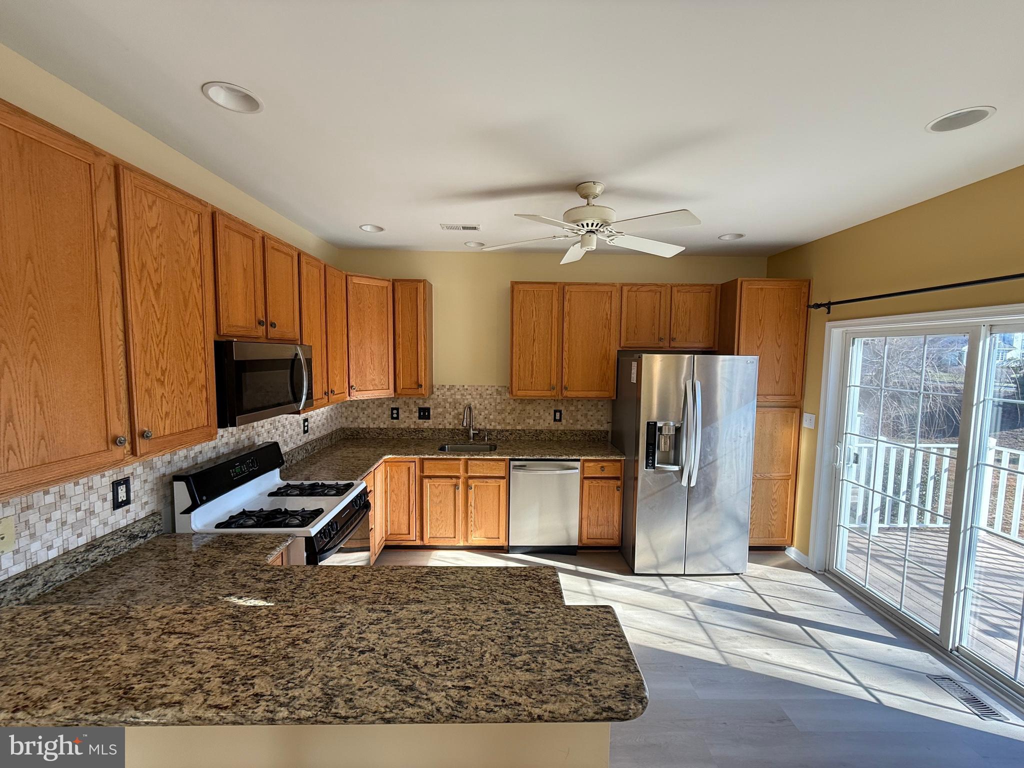 BRANDYWINE @ THORN - Residential