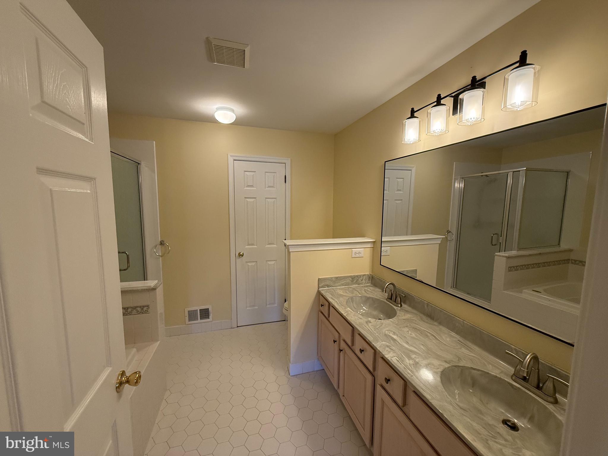 BRANDYWINE @ THORN - Residential