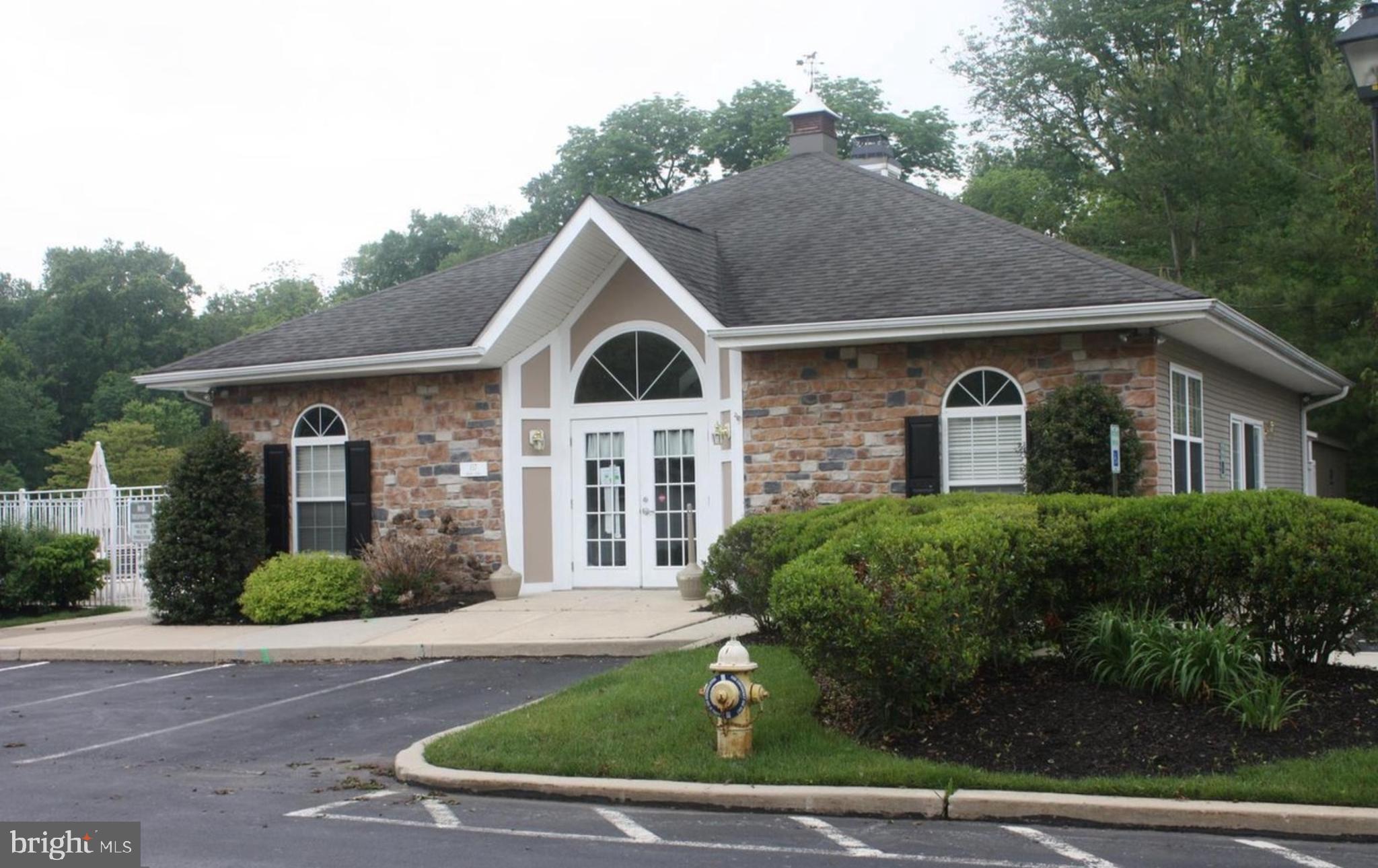 BRANDYWINE @ THORN - Residential