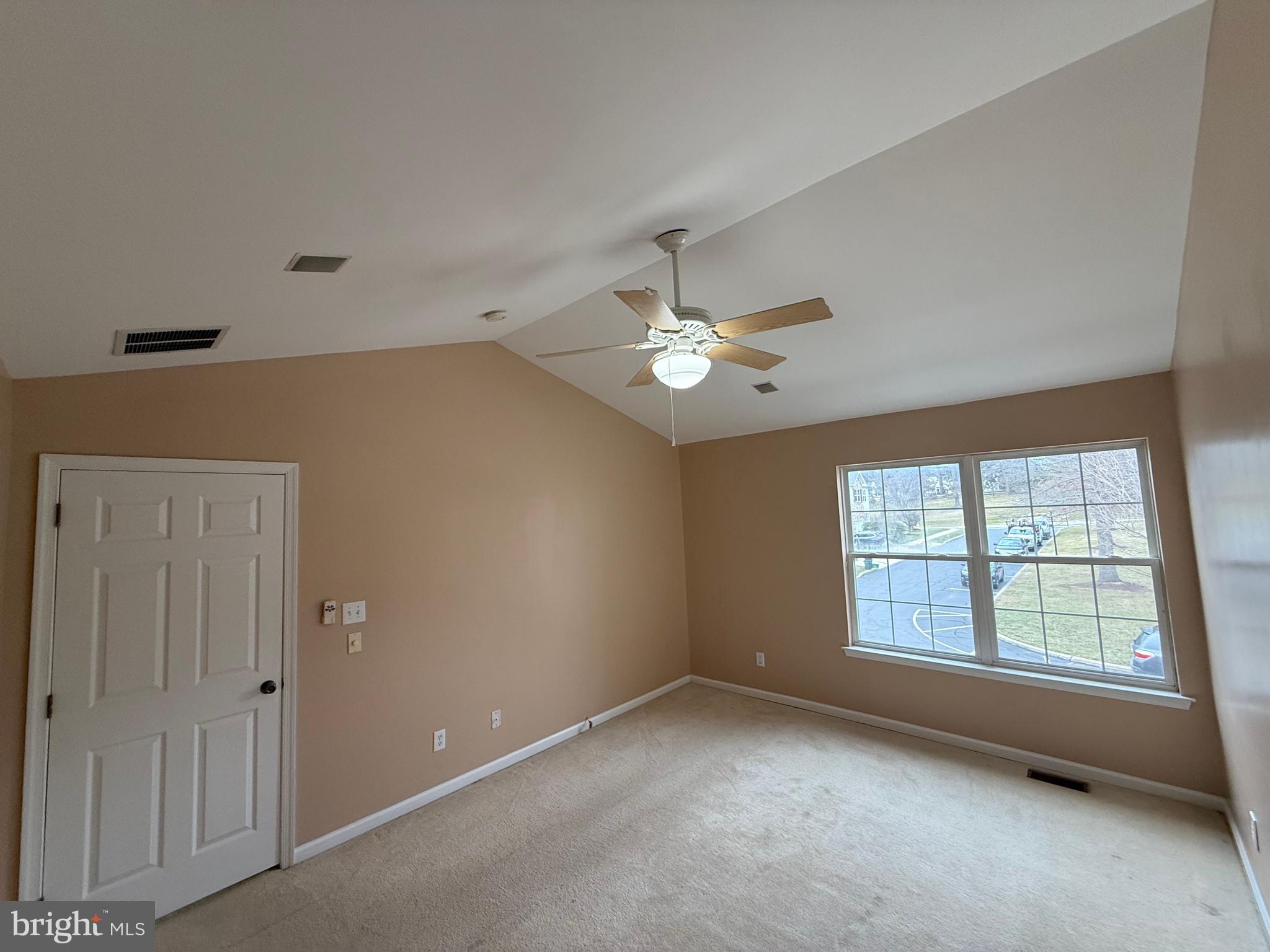 BRANDYWINE @ THORN - Residential