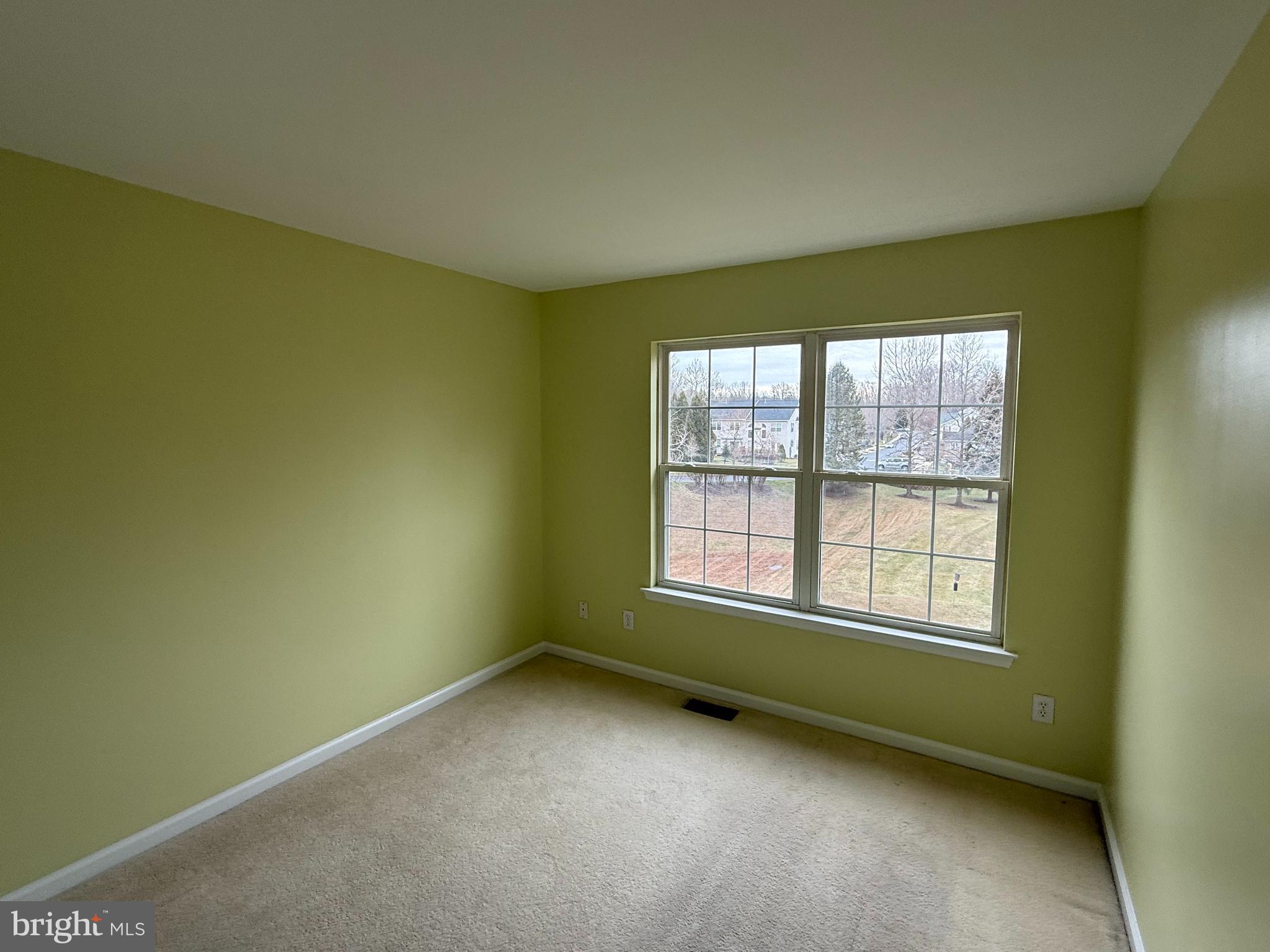 BRANDYWINE @ THORN - Residential