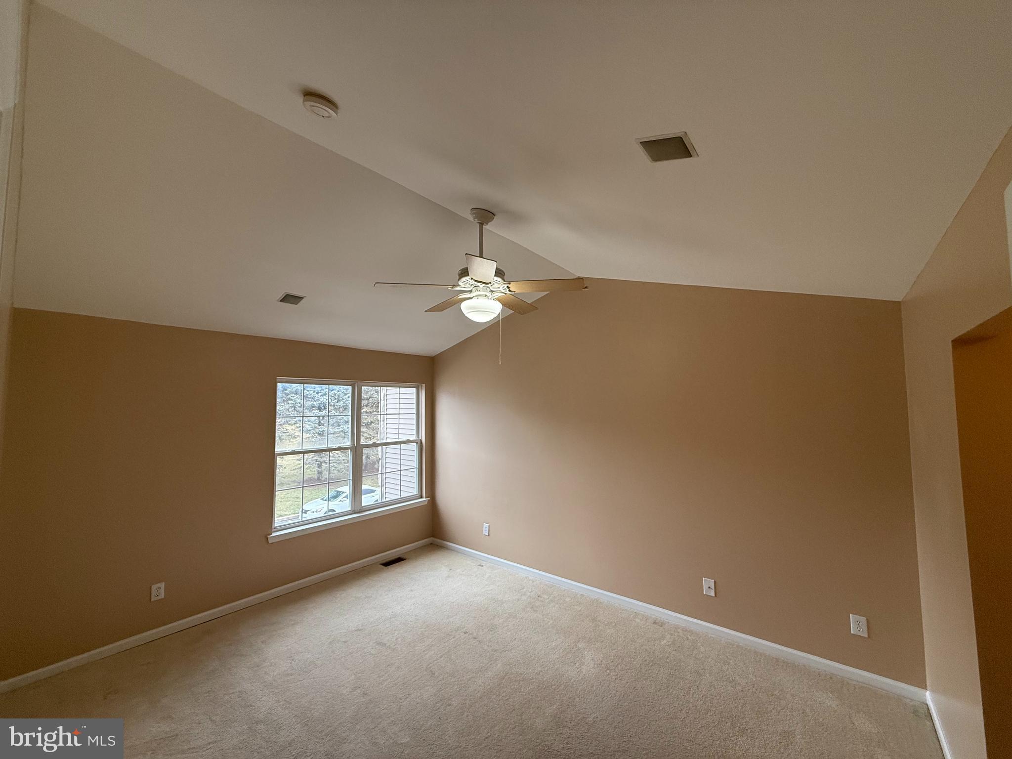 BRANDYWINE @ THORN - Residential