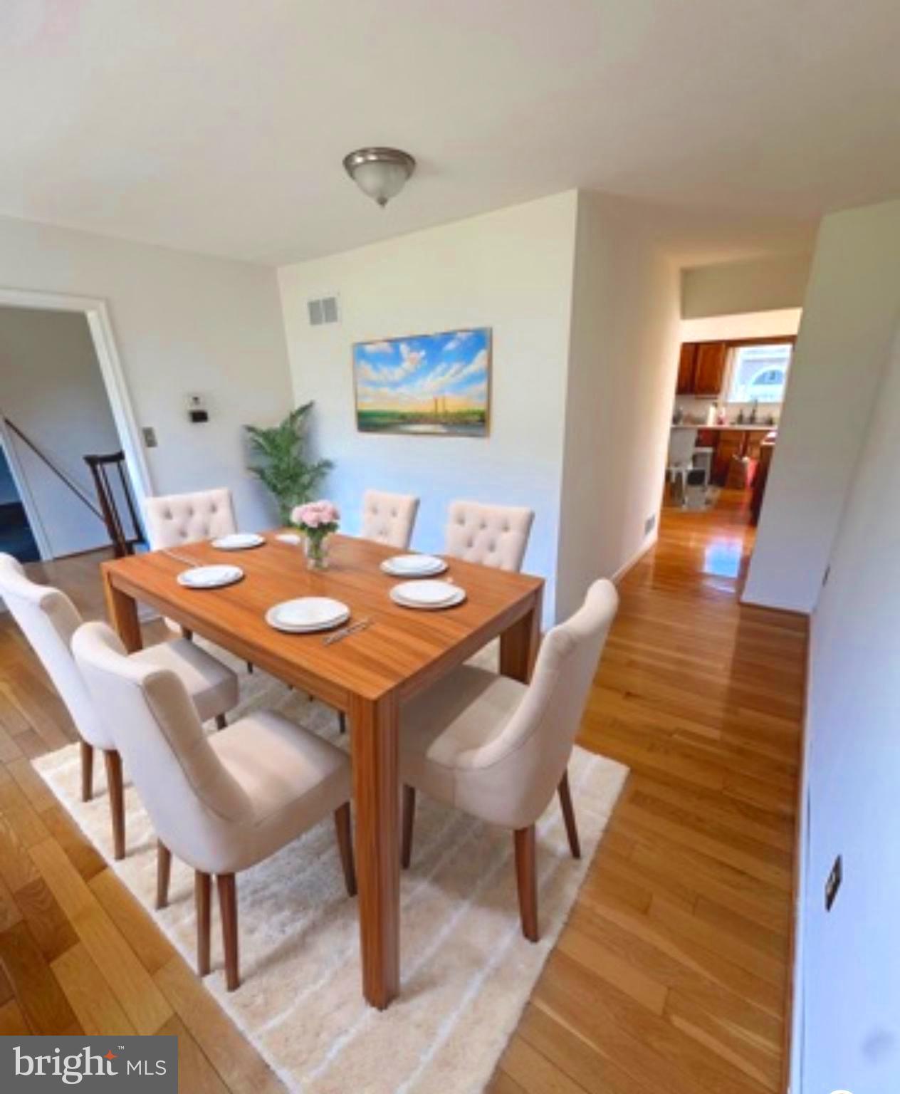 COUNTRY HUNT - Residential