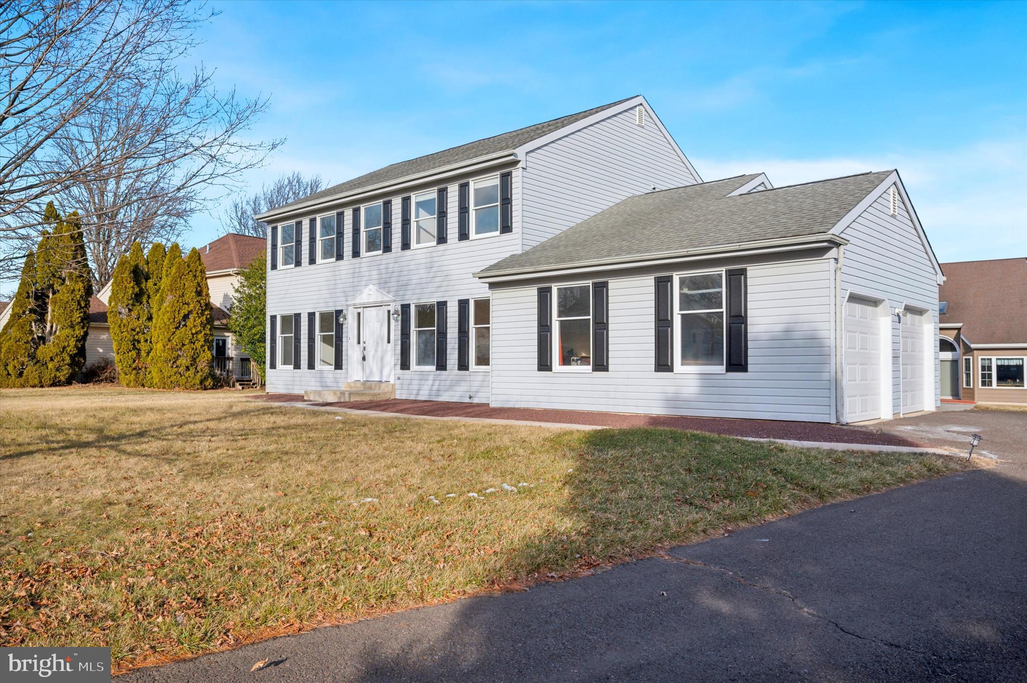 COUNTRY HUNT - Residential