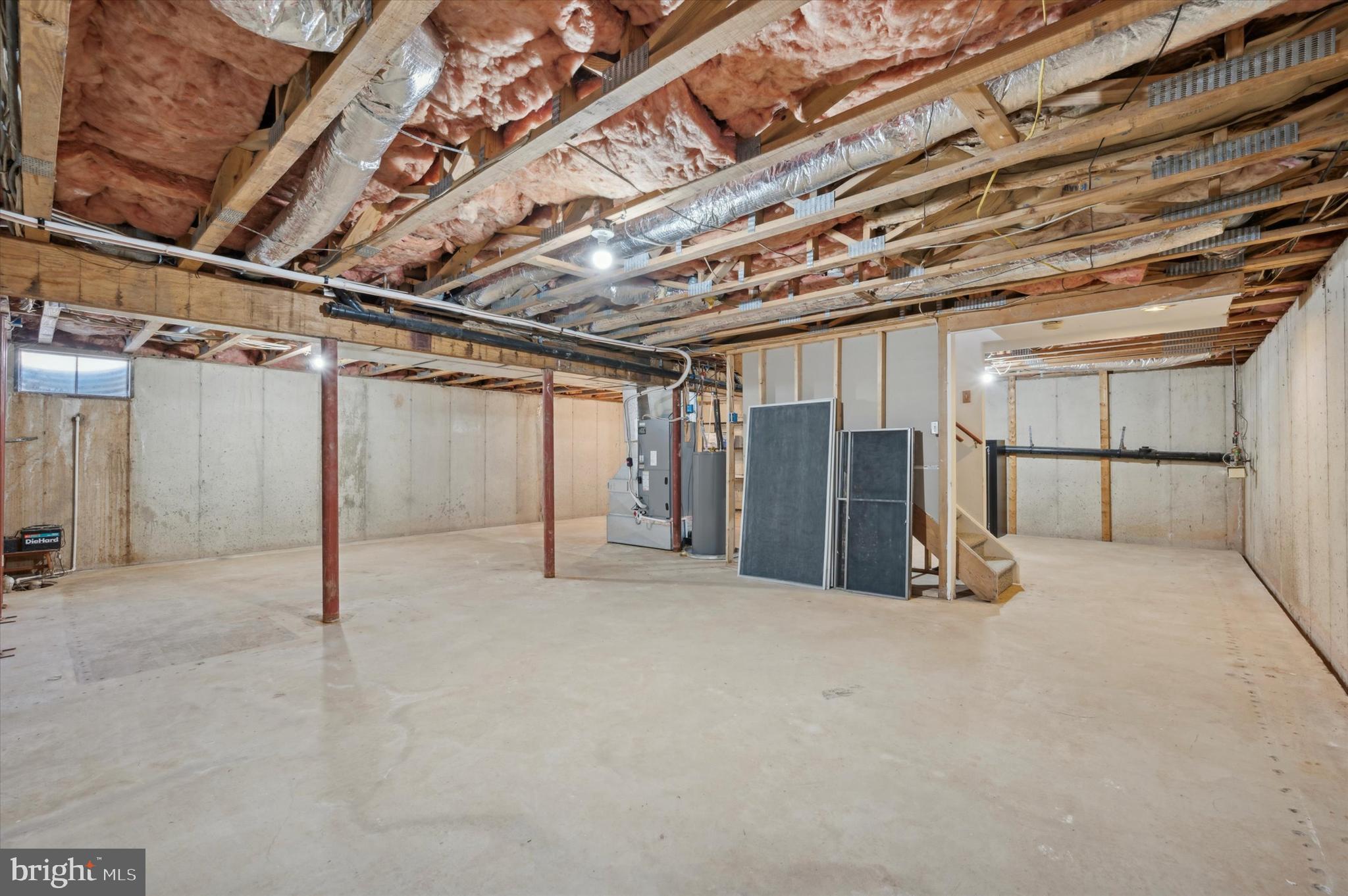 COUNTRY HUNT - Residential