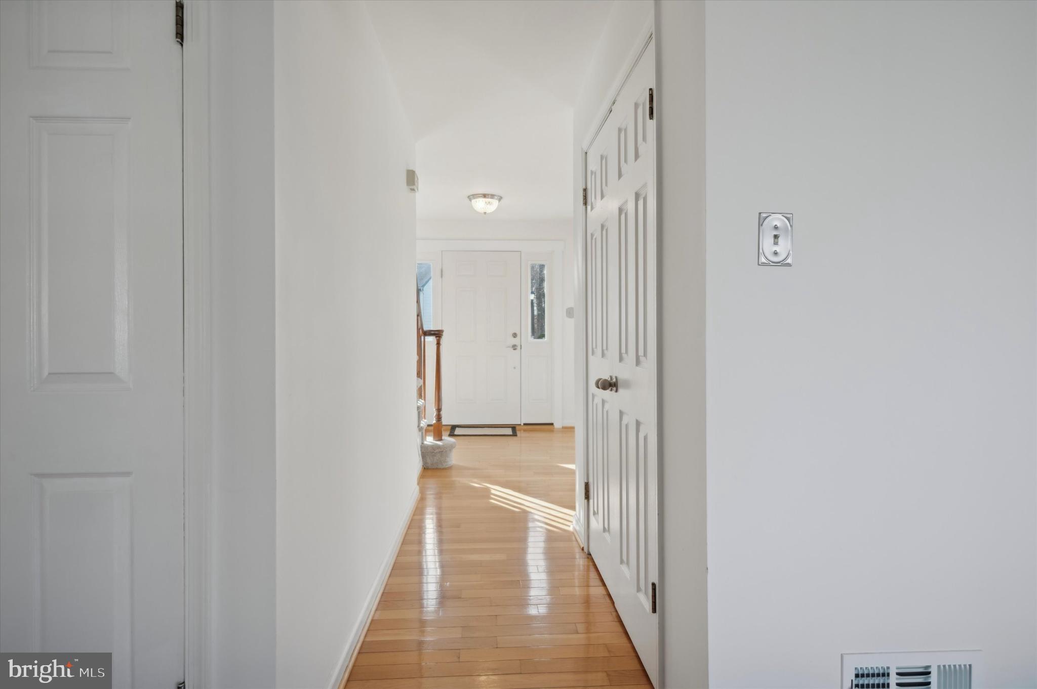 COUNTRY HUNT - Residential