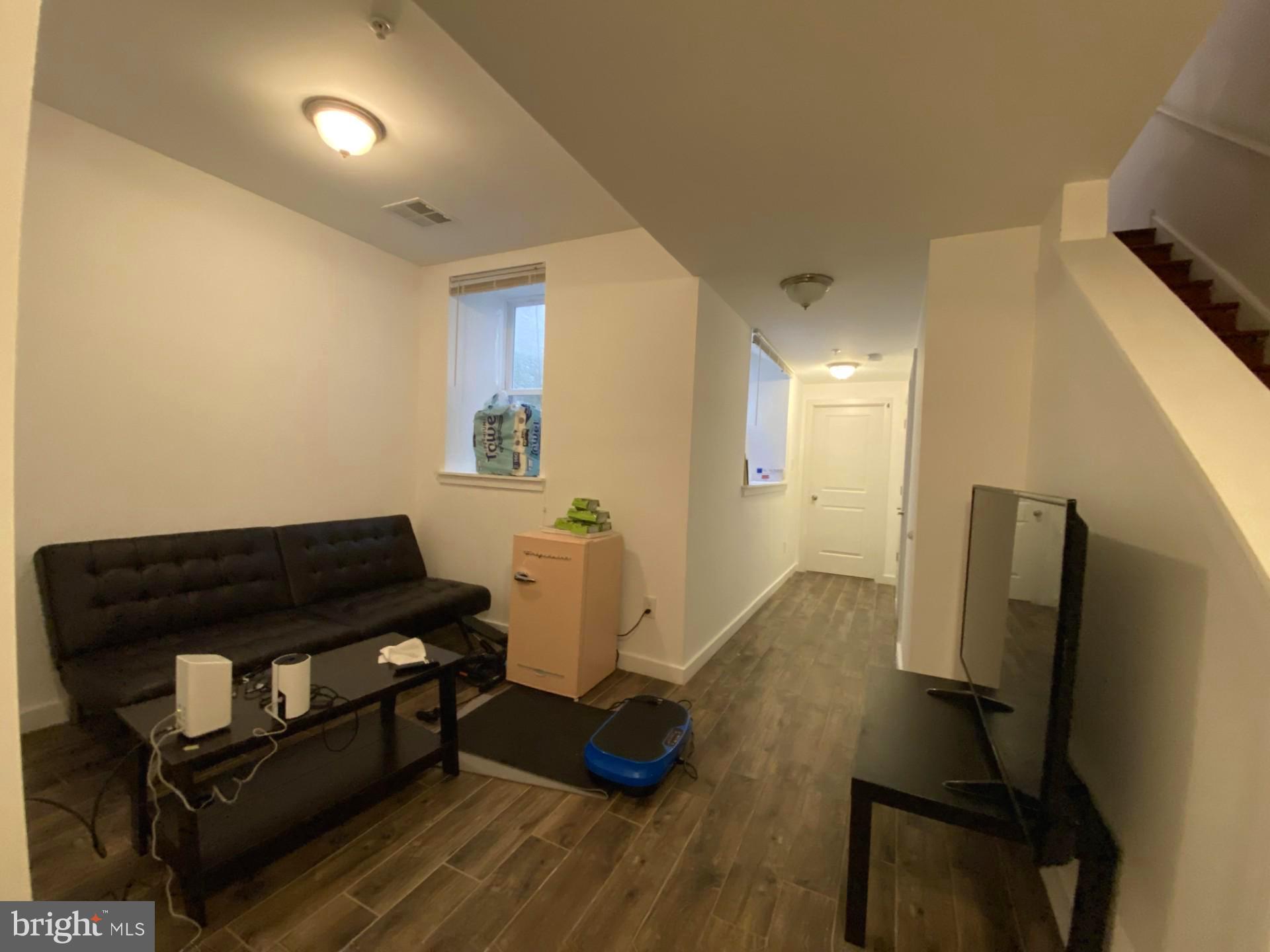 YORKTOWN - Residential Income