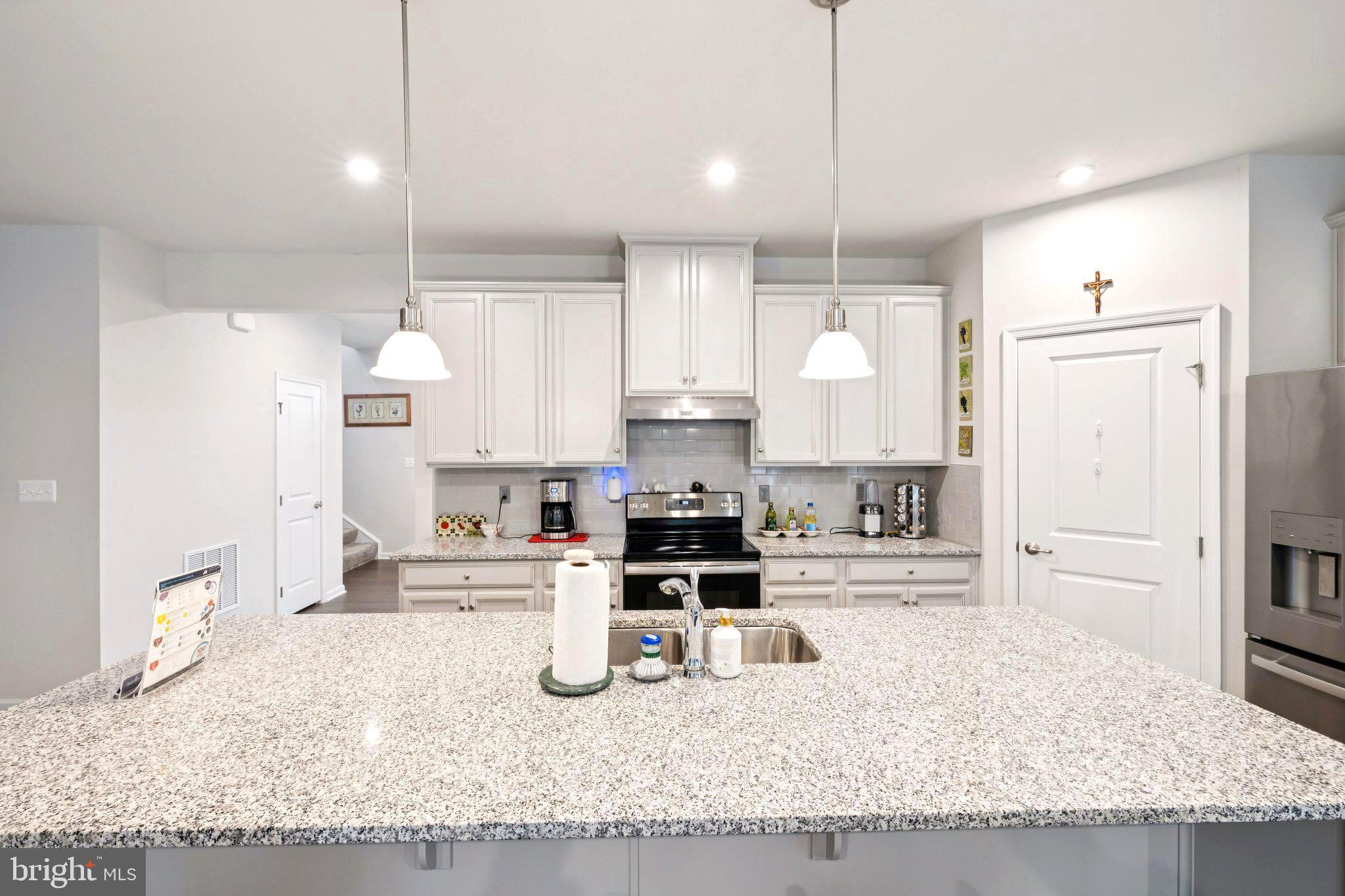 5103 MULBERRY DRIVE