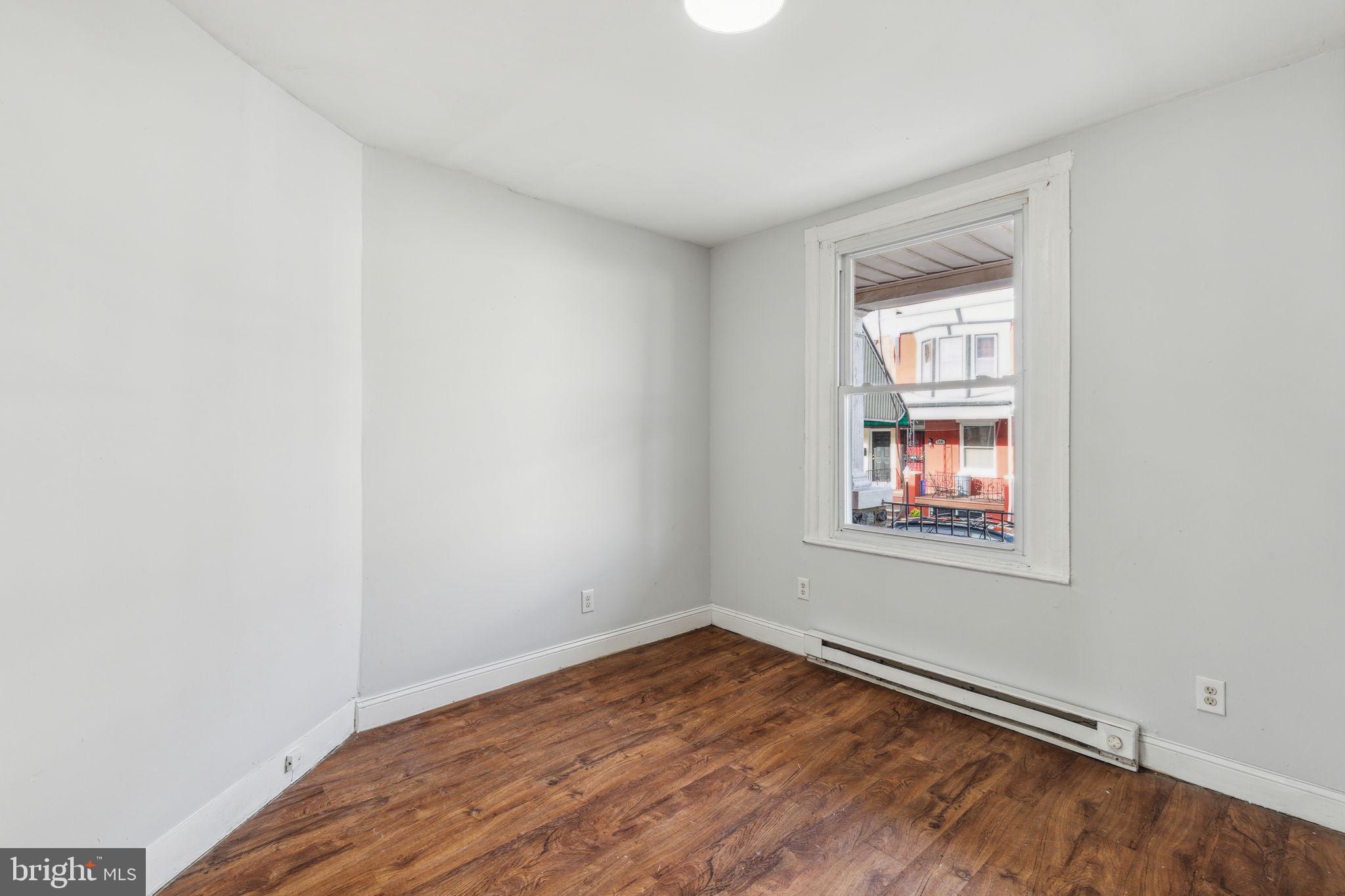 PHILADELPHIA (WEST) - Residential