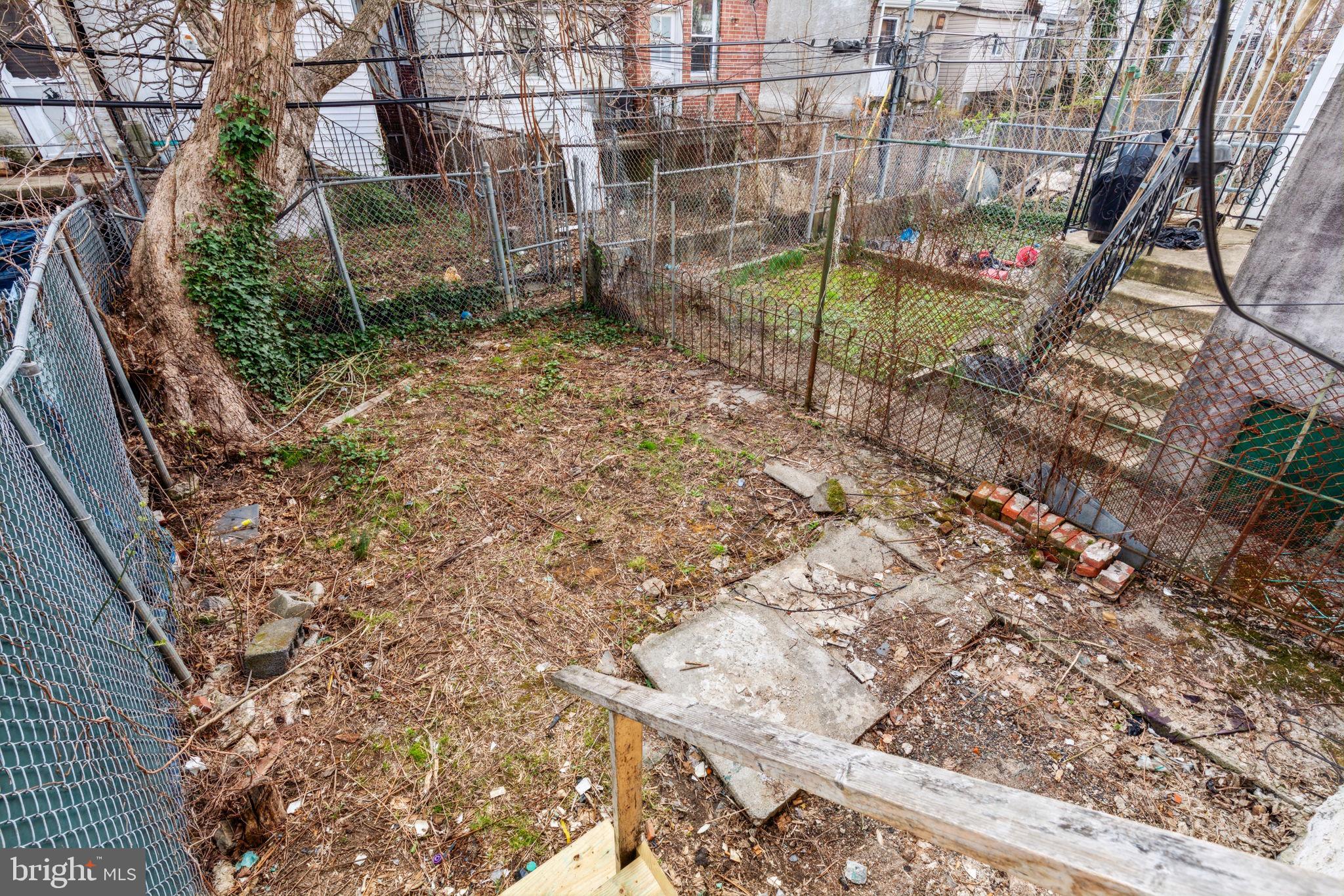 PHILADELPHIA (WEST) - Residential