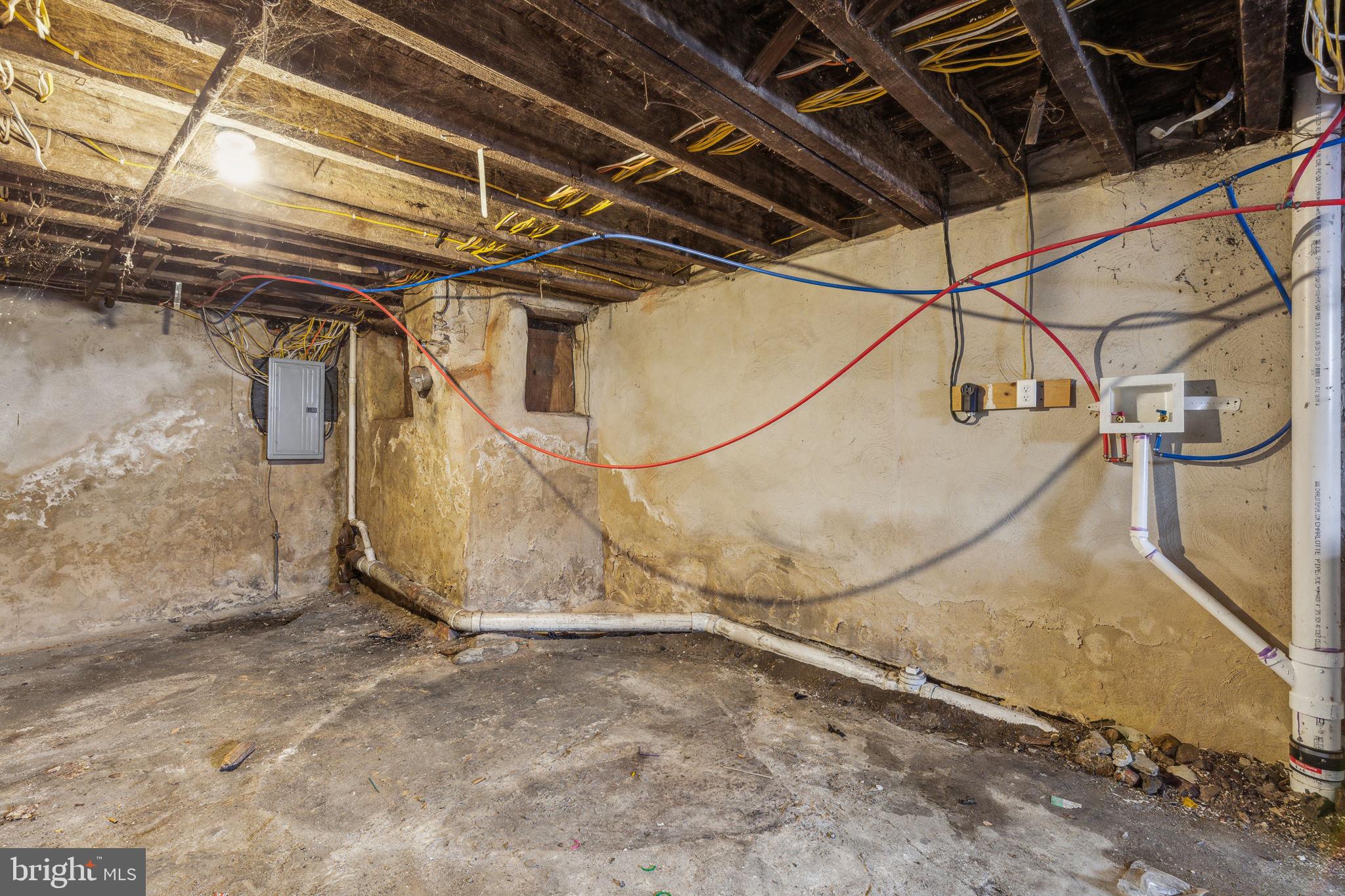 PHILADELPHIA (WEST) - Residential