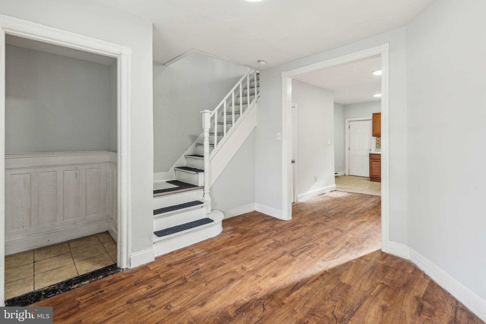 PHILADELPHIA (WEST) - Residential