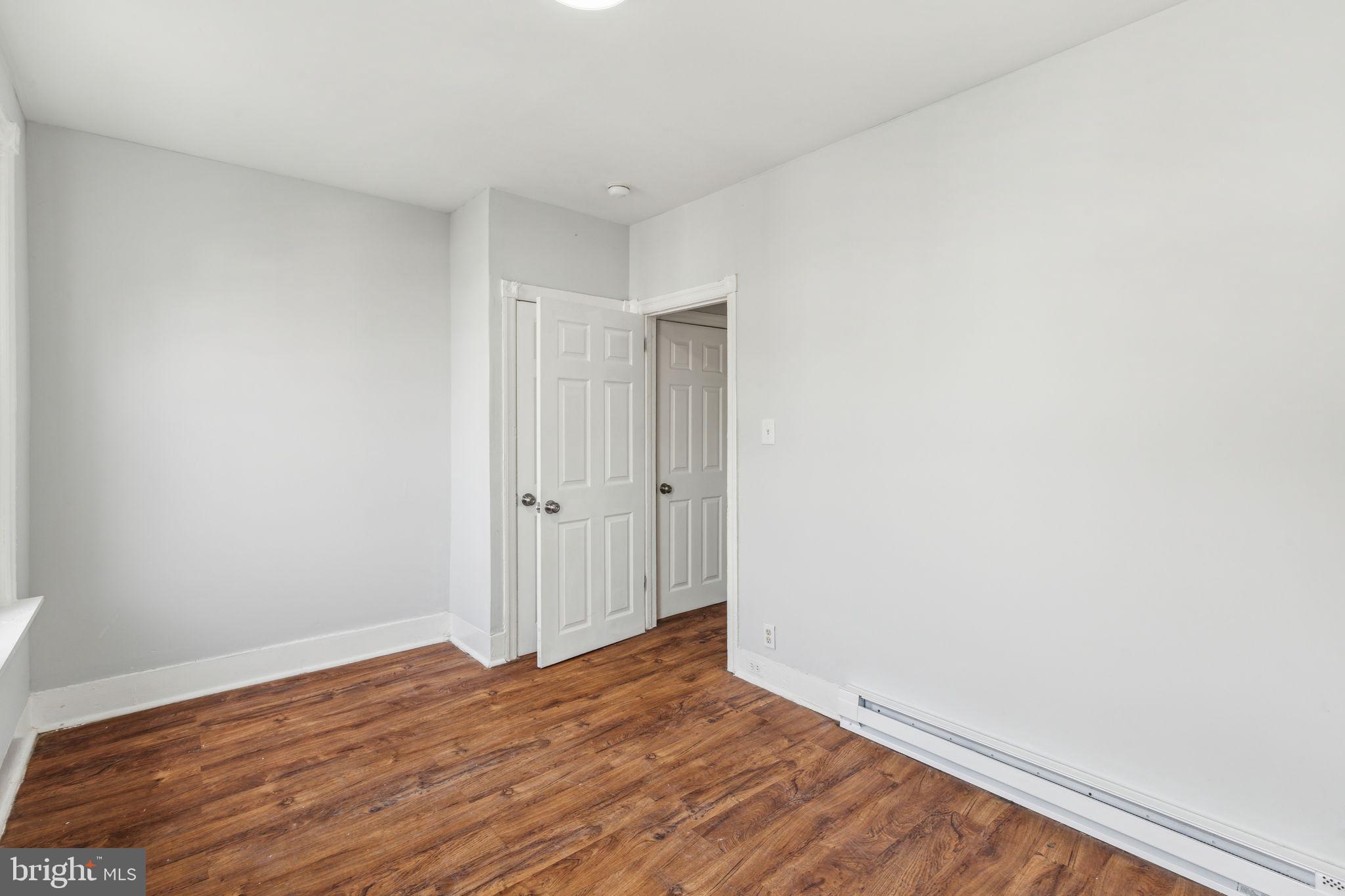 PHILADELPHIA (WEST) - Residential