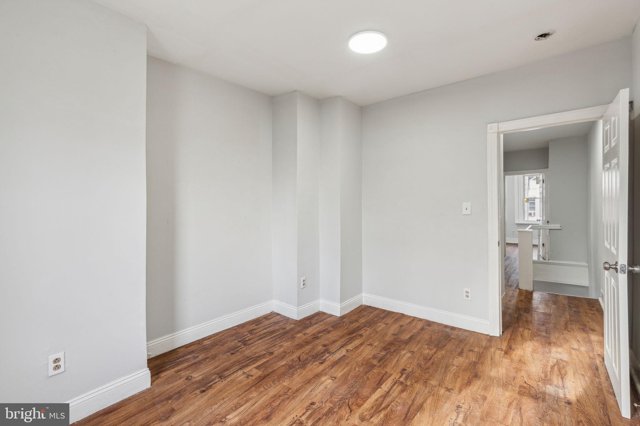 PHILADELPHIA (WEST) - Residential