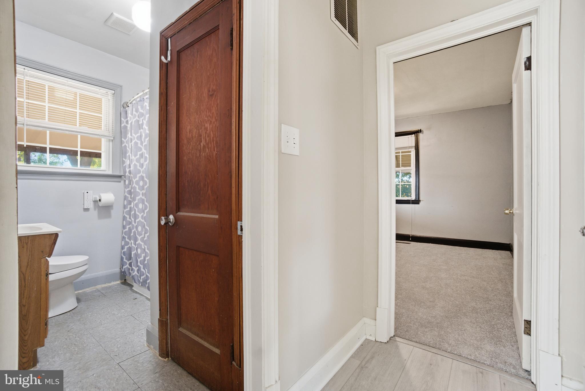 LANDSDOWNE - Residential