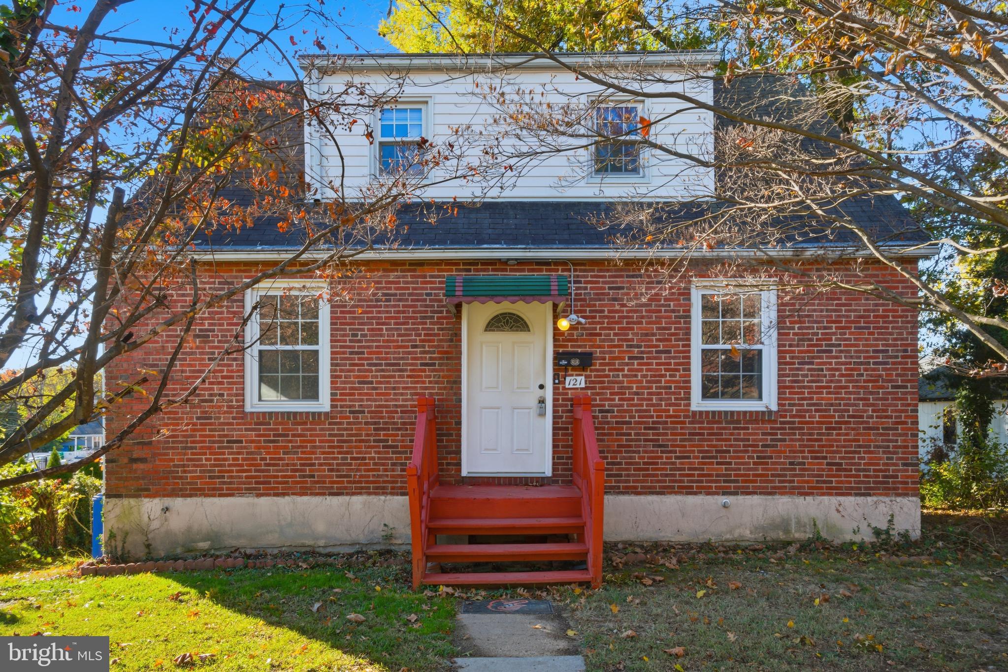 LANDSDOWNE - Residential