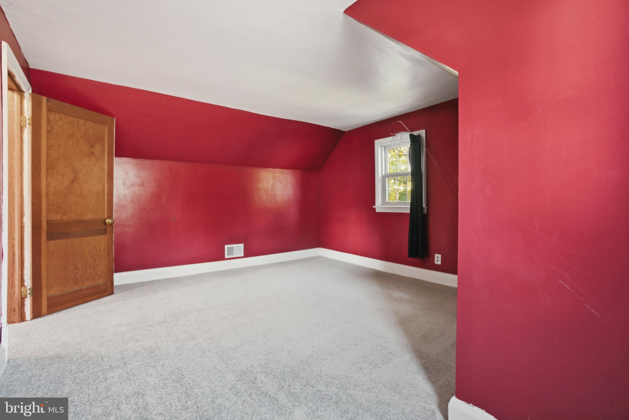 LANDSDOWNE - Residential