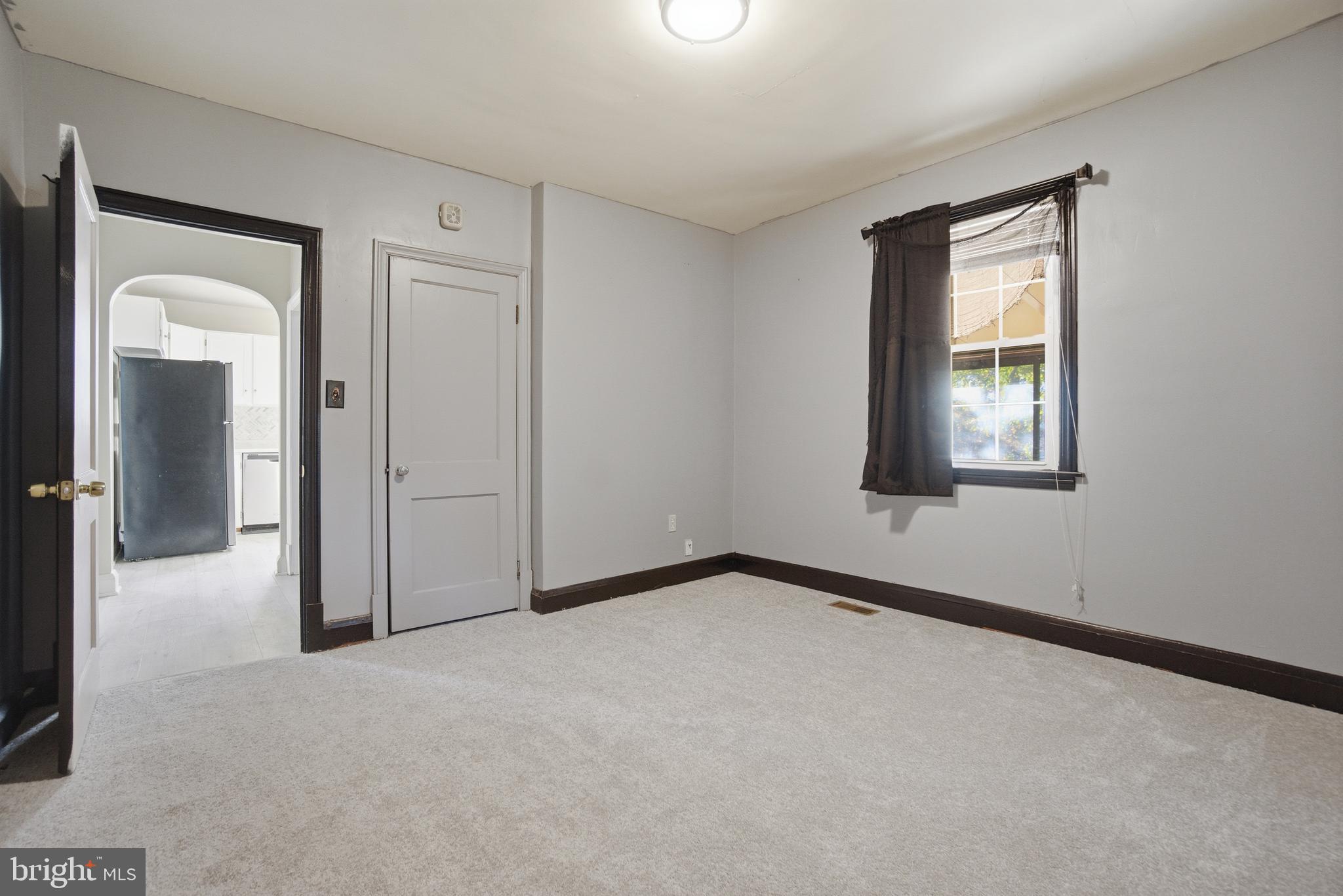 LANDSDOWNE - Residential