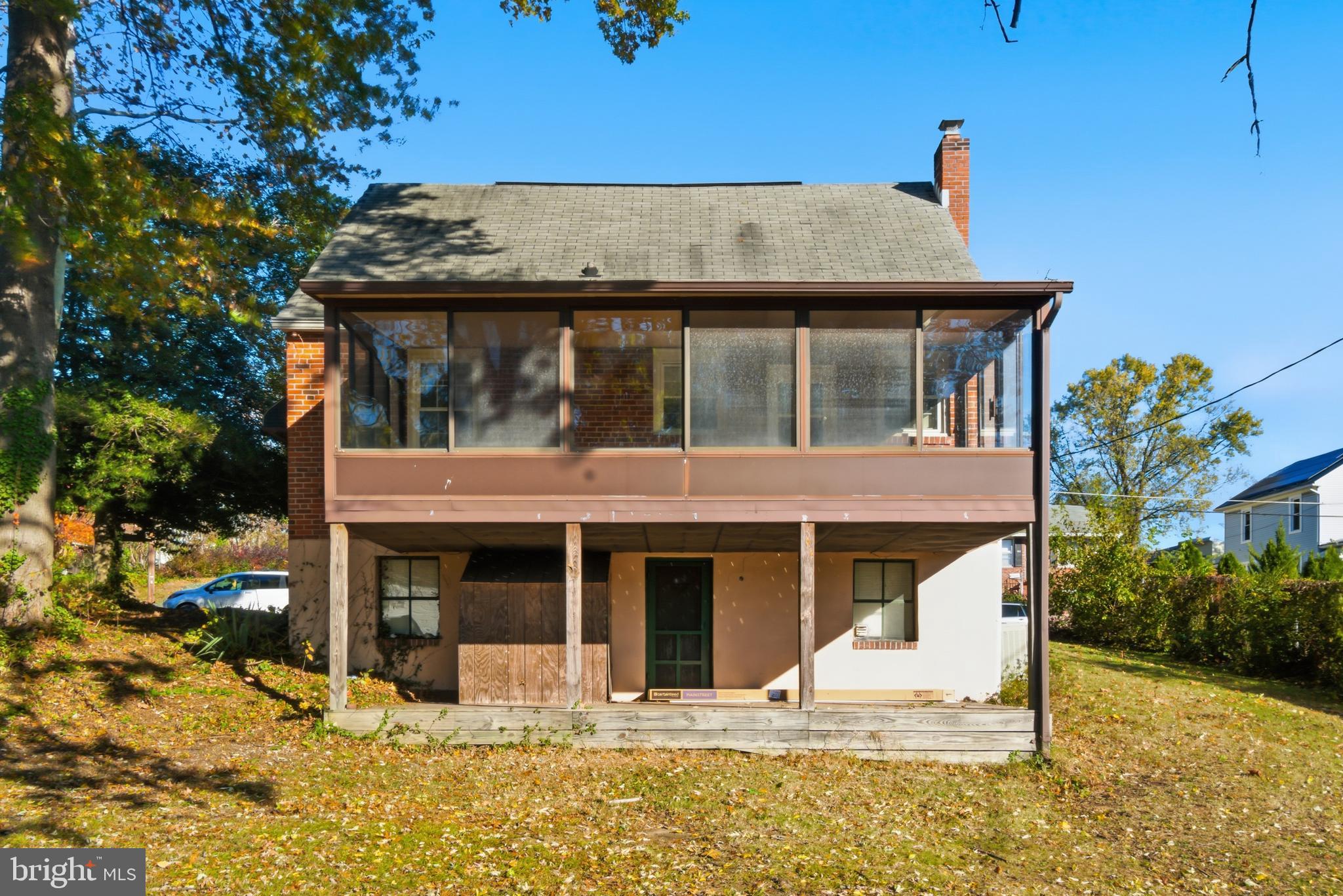 LANDSDOWNE - Residential