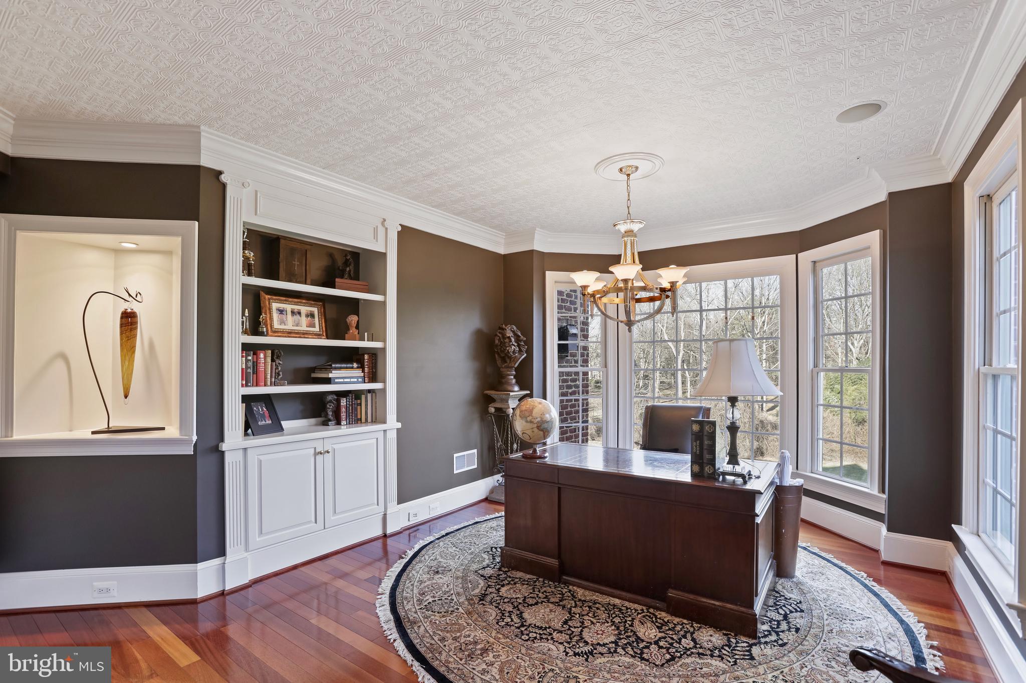 BRYAN POND - Residential