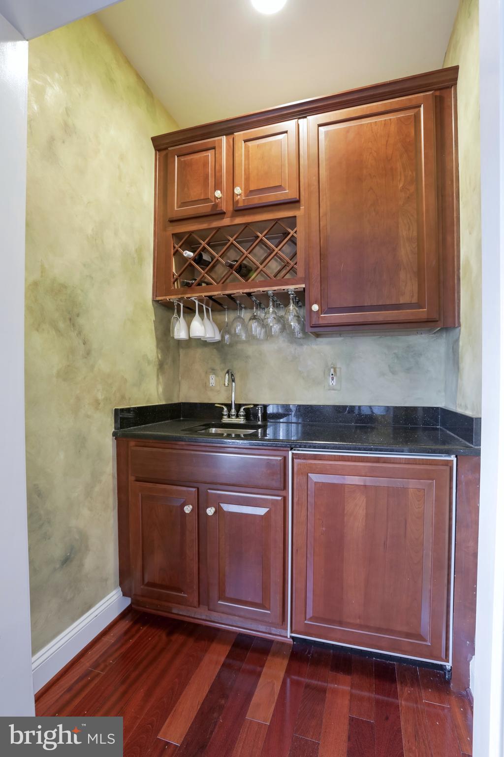 BRYAN POND - Residential