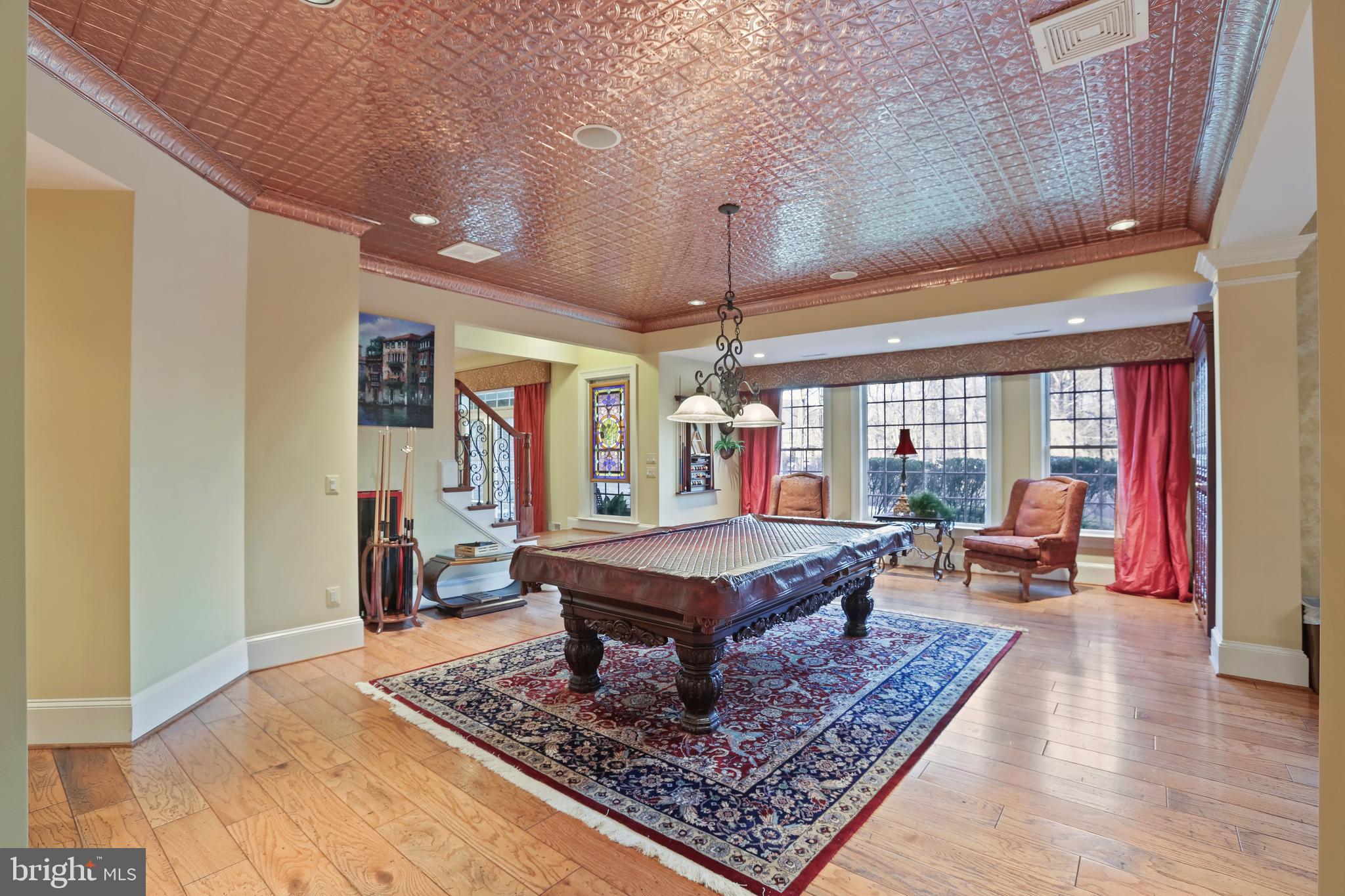 BRYAN POND - Residential