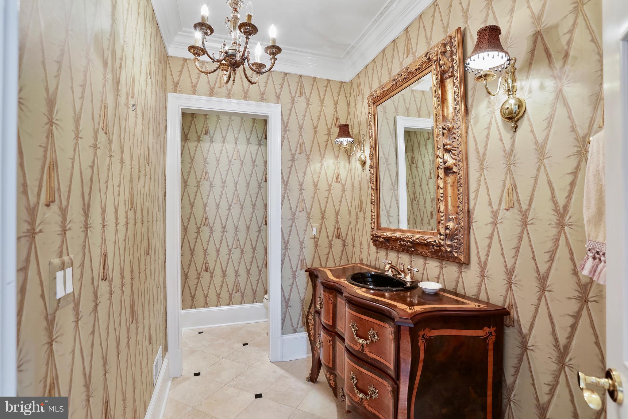 BRYAN POND - Residential