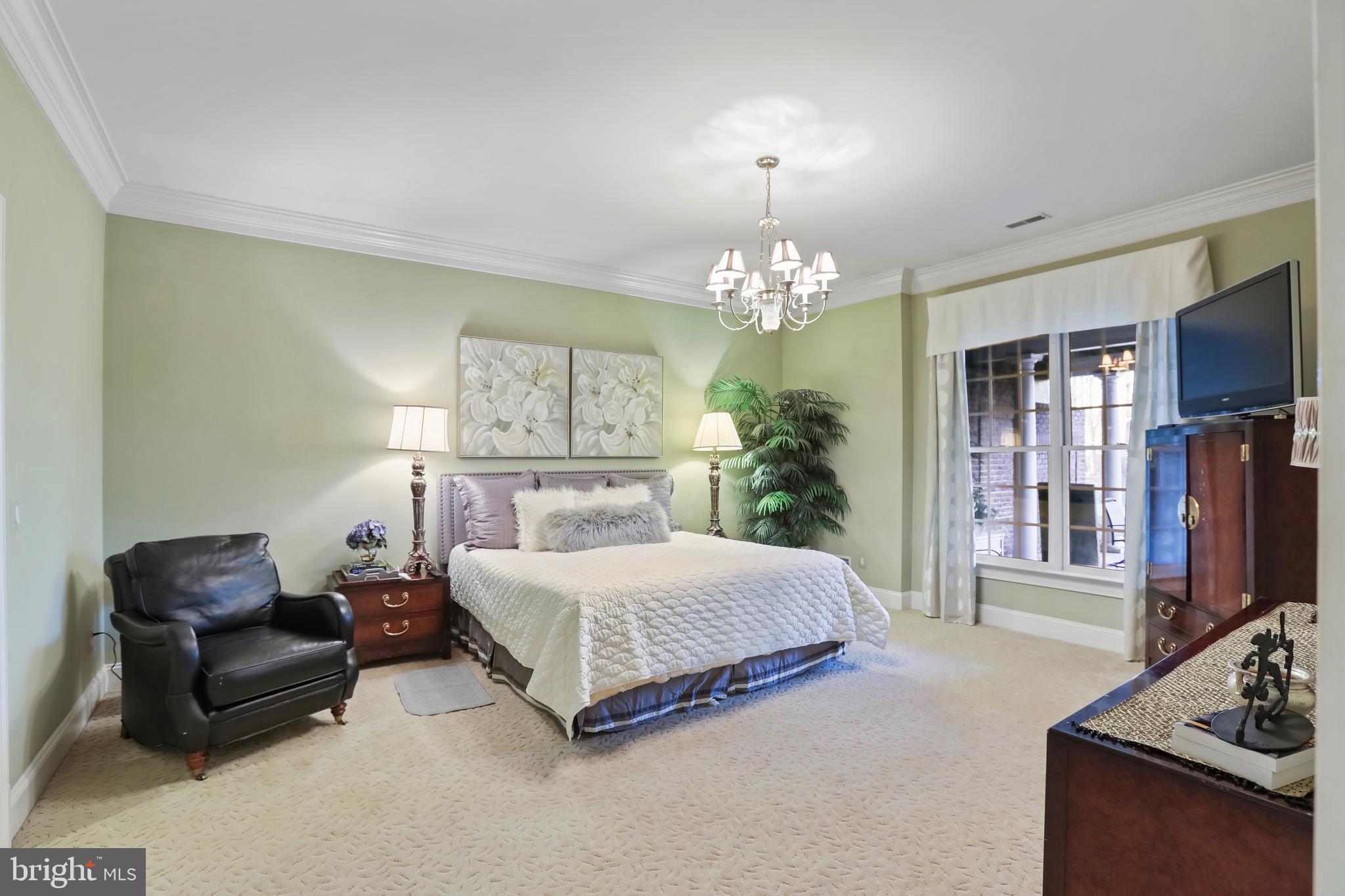 BRYAN POND - Residential