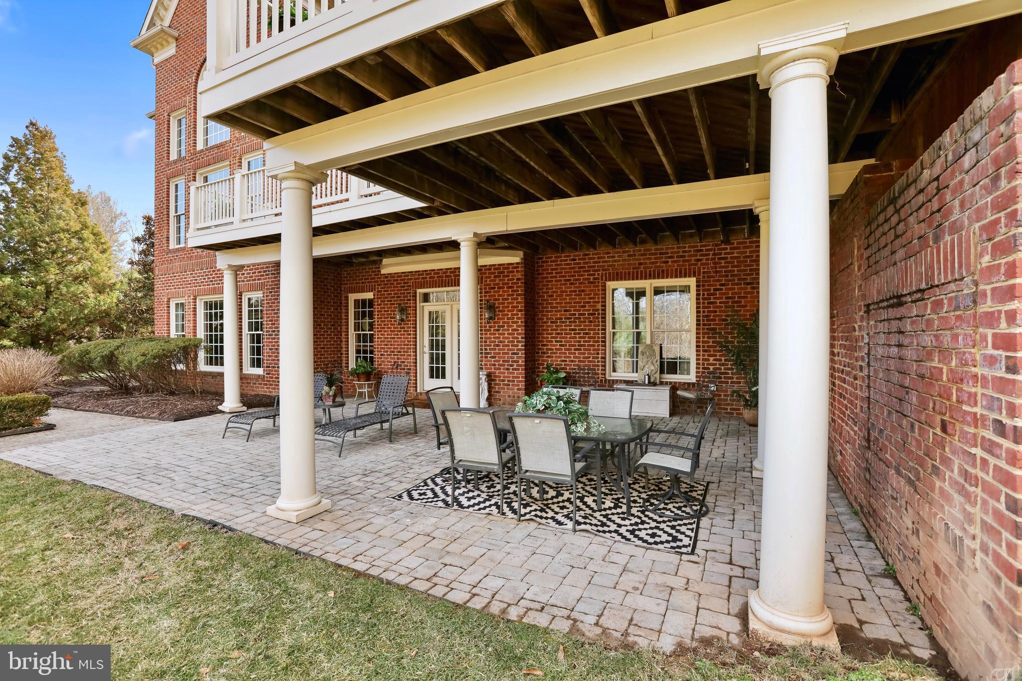 BRYAN POND - Residential