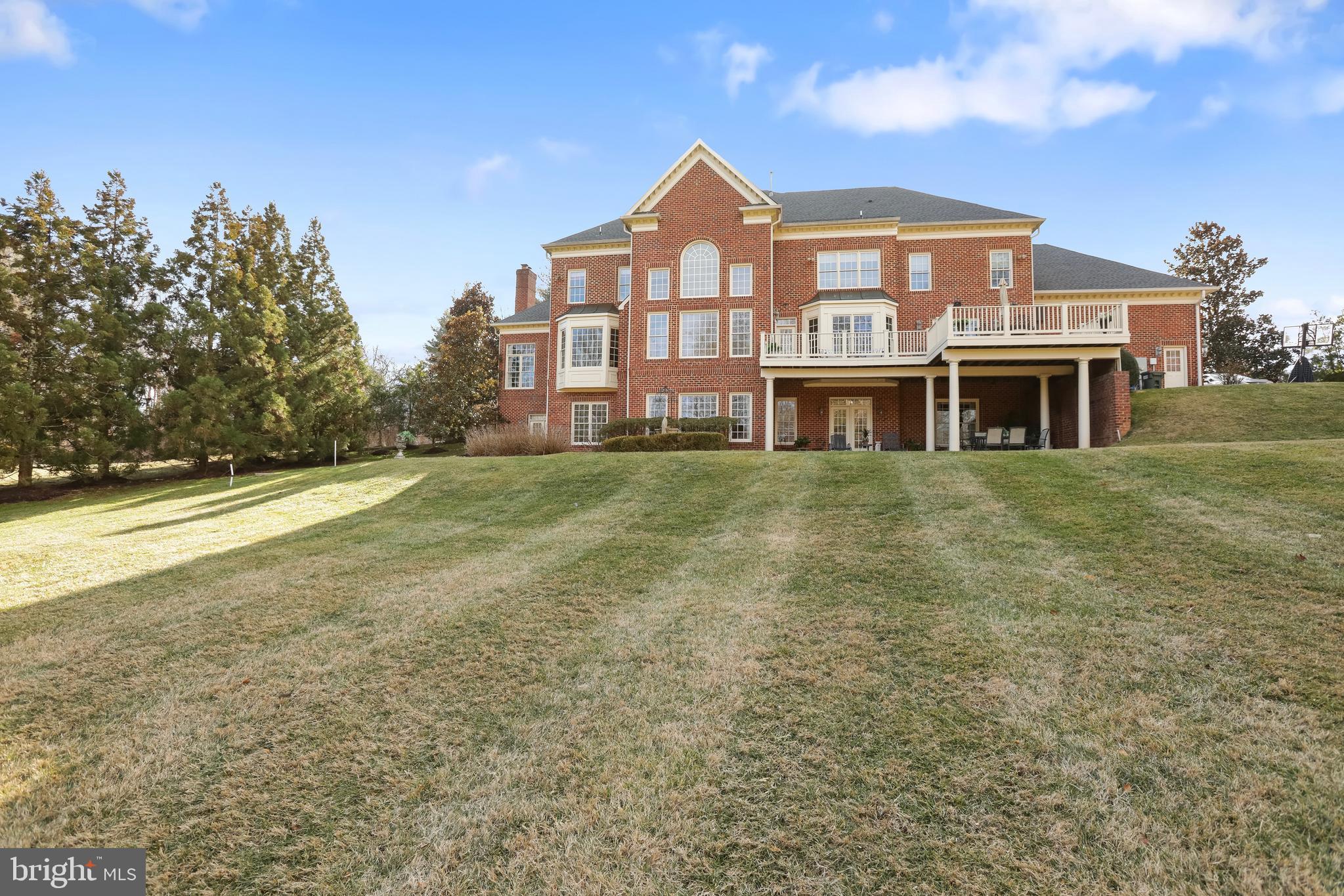 BRYAN POND - Residential