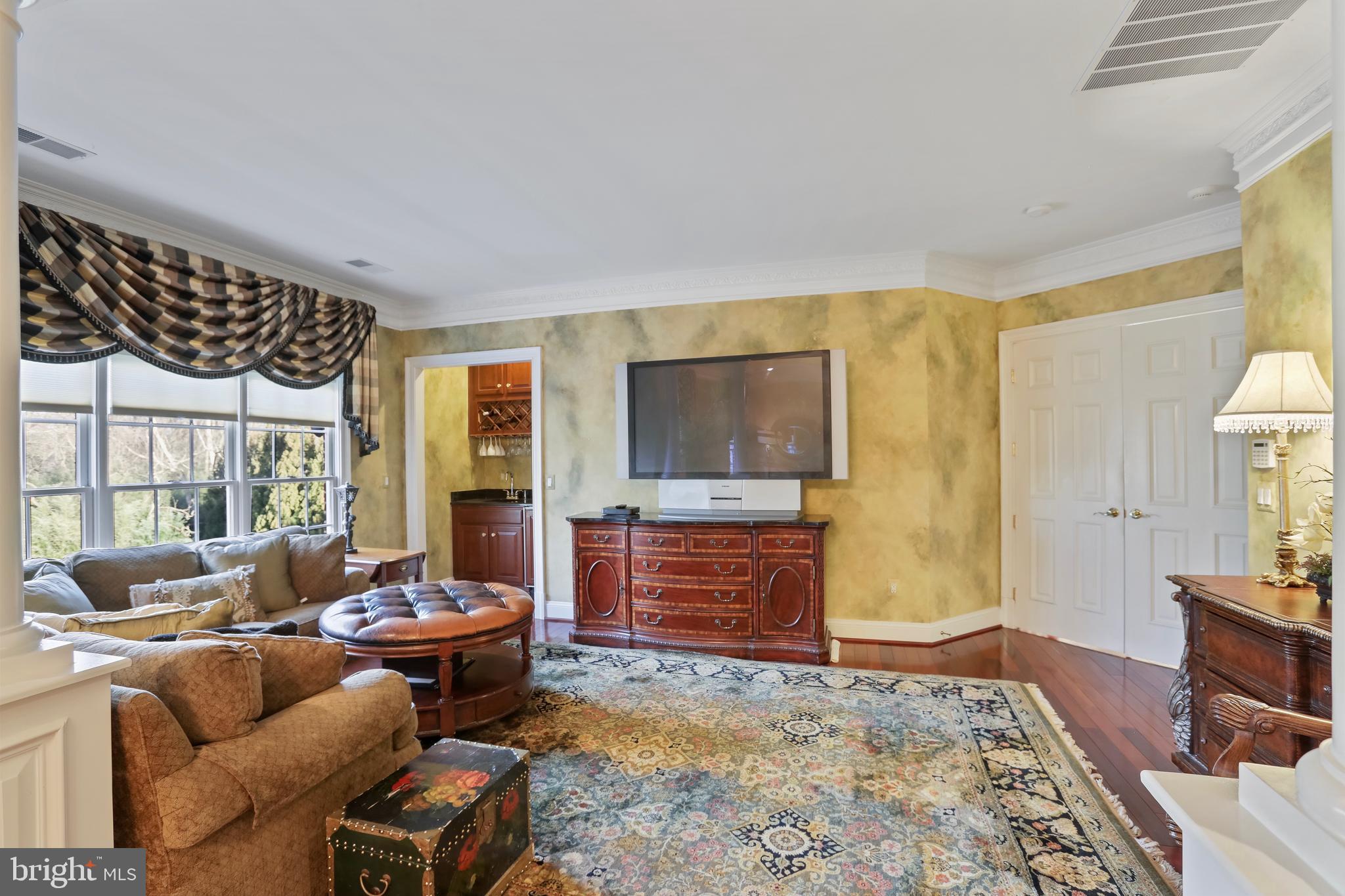 BRYAN POND - Residential